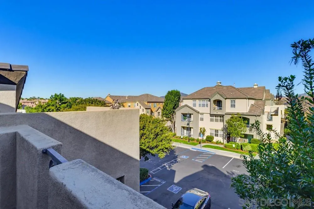 Photo #2: 260007408 Listing: Photo #2