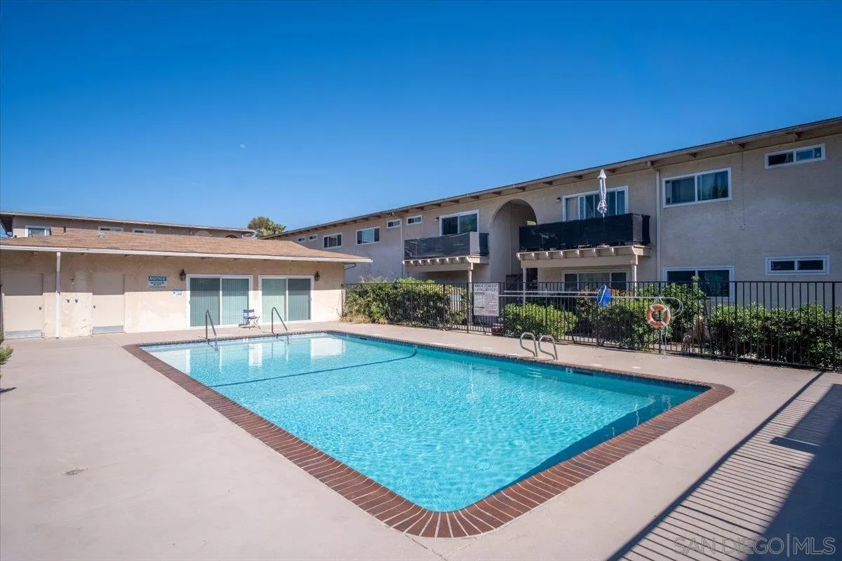 Photo #48: 260007413 Listing: Photo #48