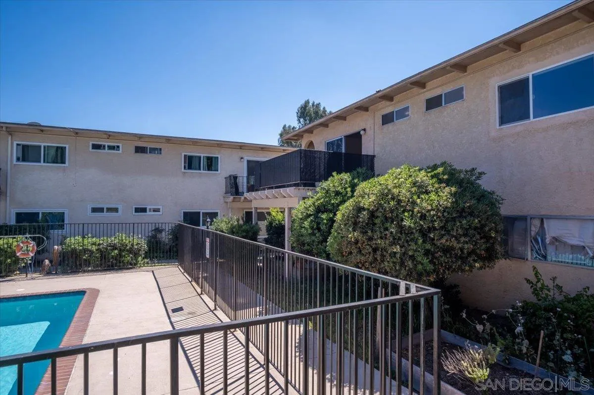 Photo #44: 260007413 Listing: Photo #44