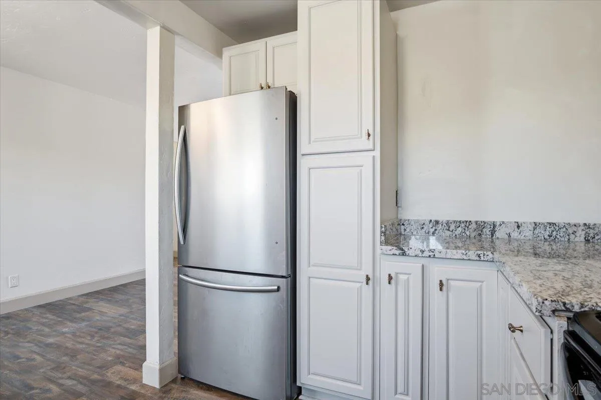 Photo #13: 260007413 Listing: Photo #13