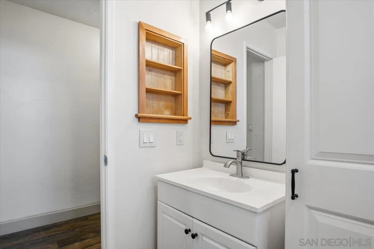https://cdn.realtyfeed.com/cdn/127/260007413/bc32e391aaf9aa6458d6ce474e4a1539.webp