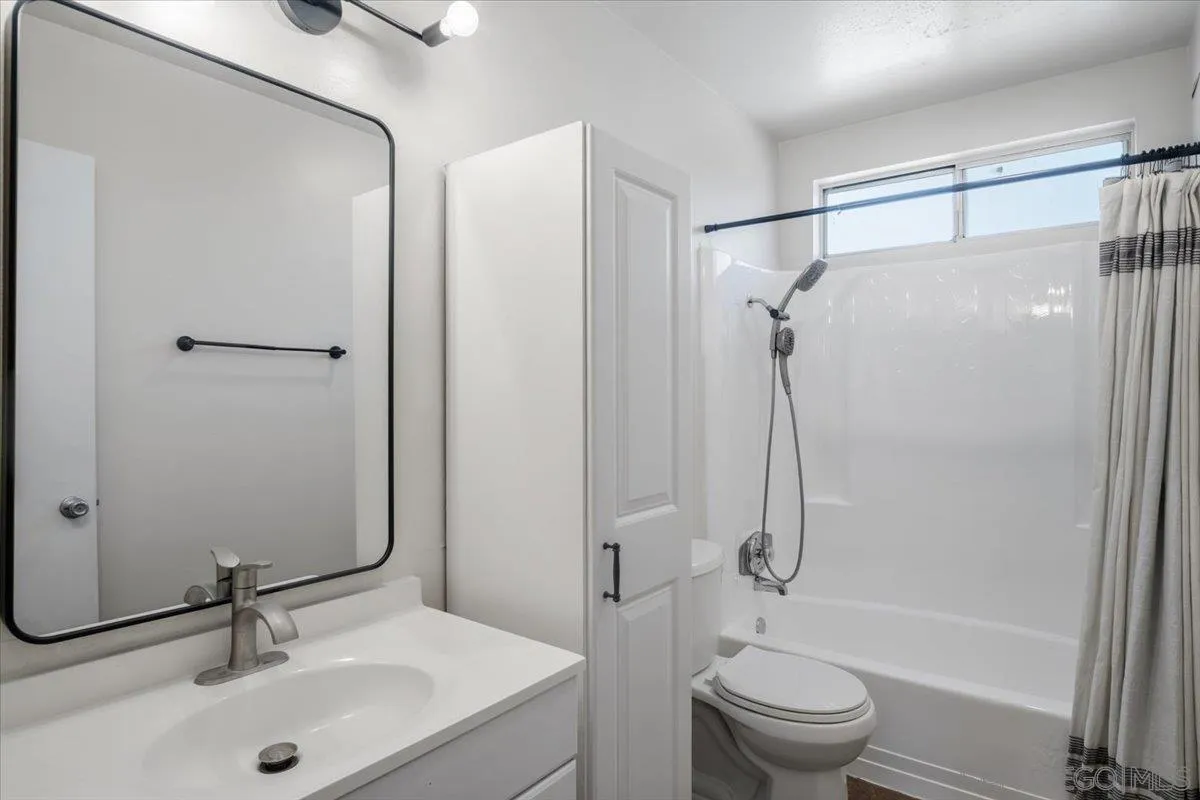 https://cdn.realtyfeed.com/cdn/127/260007413/ff5bb7690bb6b261bf8c8a274544b479.webp