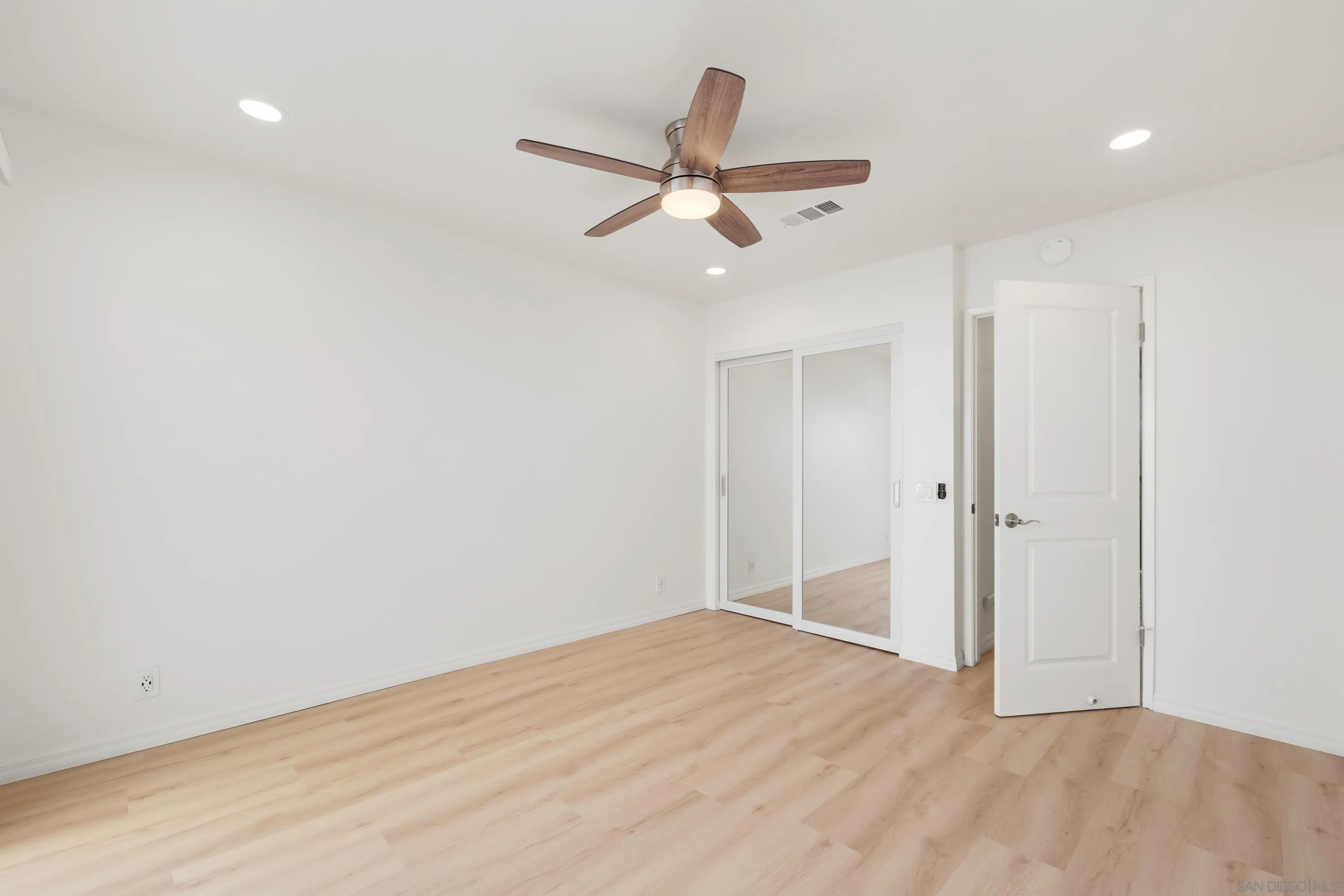 Photo #9: 260007414 Listing: Photo #9