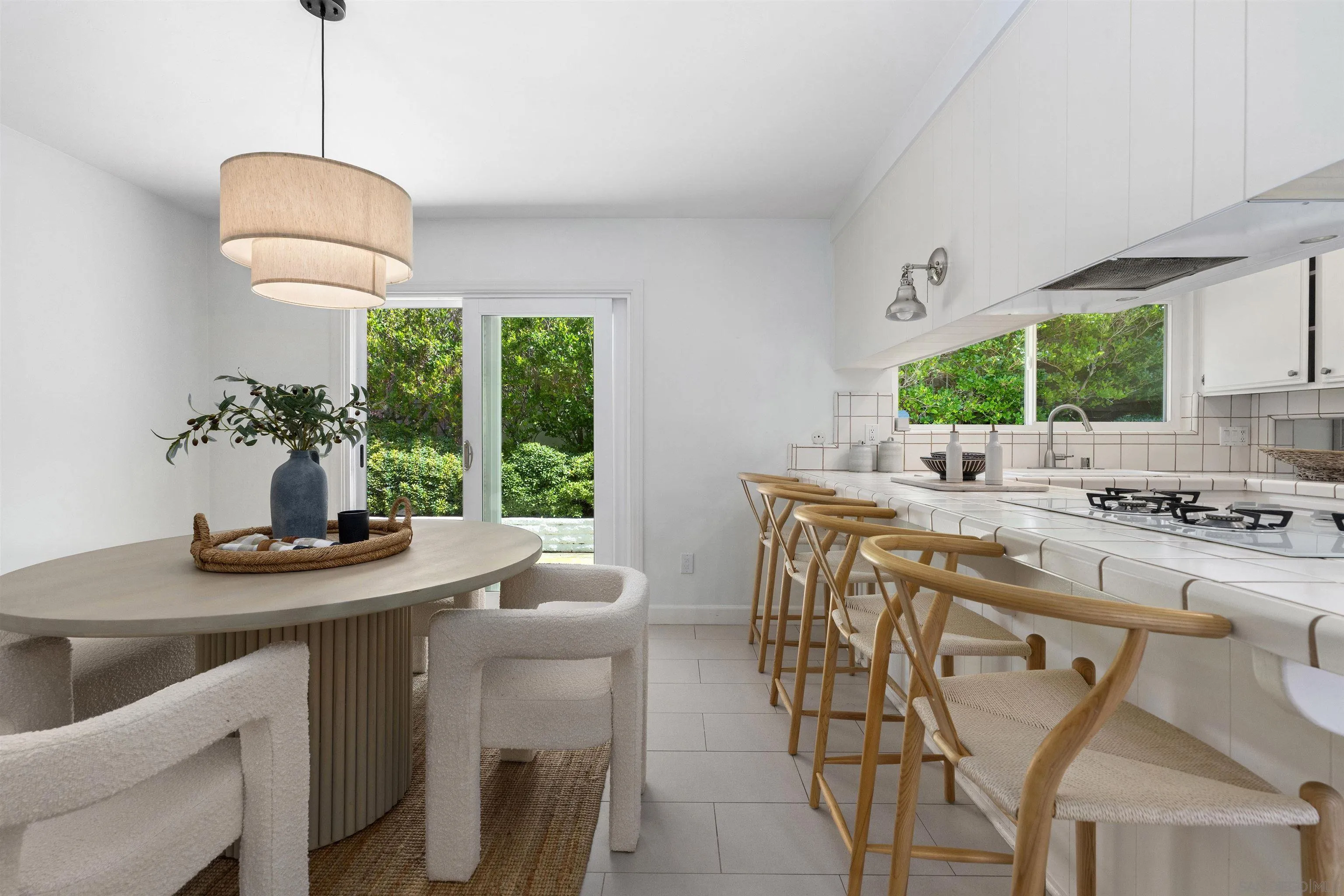 https://cdn.realtyfeed.com/cdn/127/260007415/4a0b28a891bac912b38936854700ea3e.webp