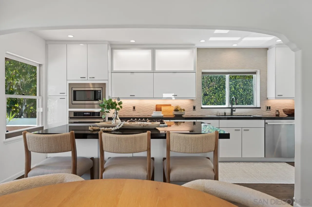 https://cdn.realtyfeed.com/cdn/127/260007416/20009b21ab744ca2832cc2ba1f993984.webp