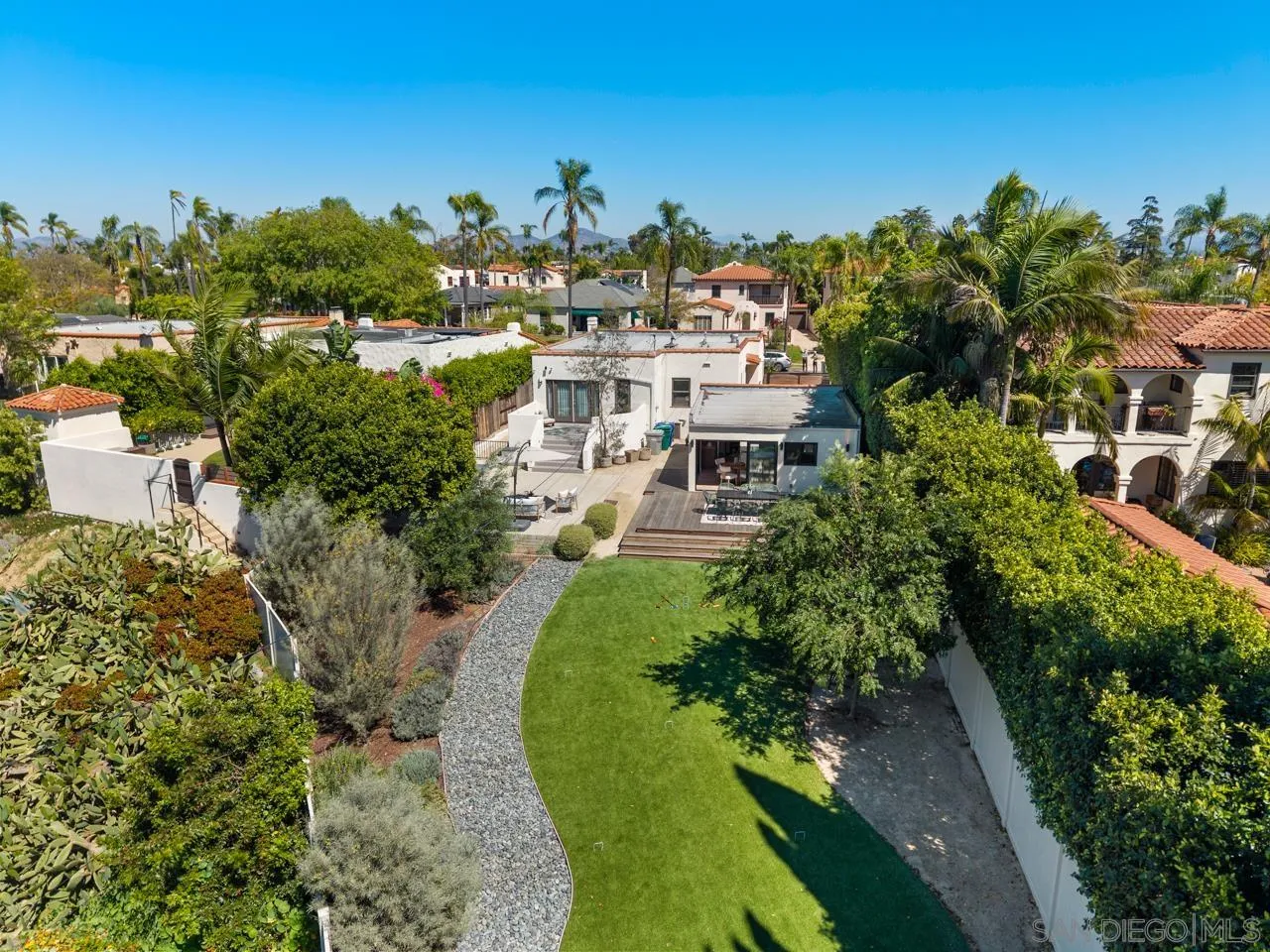 https://cdn.realtyfeed.com/cdn/127/260007416/6c7b4a7e161f0cbf78ba38f35d325571.webp