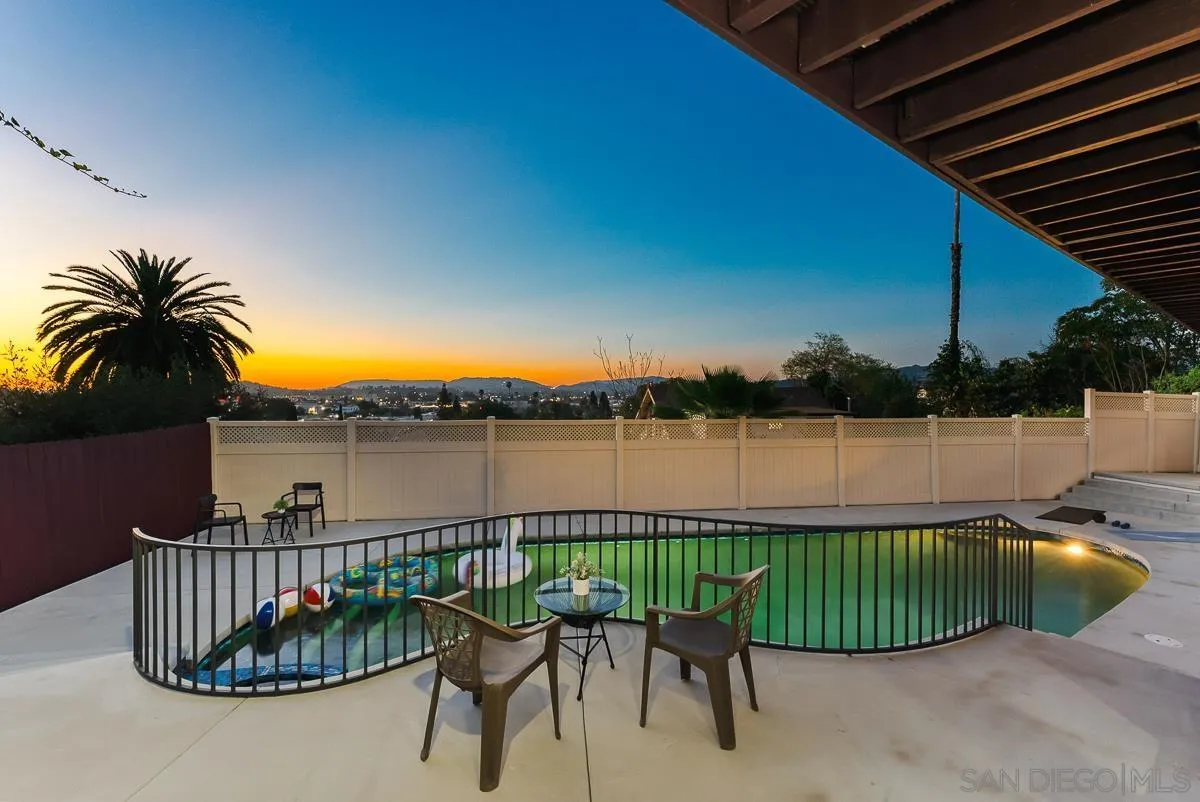 https://cdn.realtyfeed.com/cdn/127/260007425/1e5c42719f3674666179c17f53b97fd5.webp