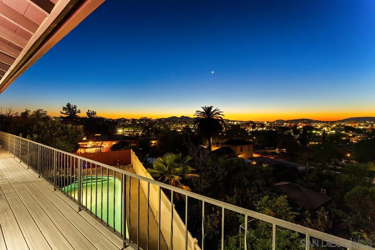 https://cdn.realtyfeed.com/cdn/127/260007425/7312436ec8967d93810c97a03d21ab46.webp