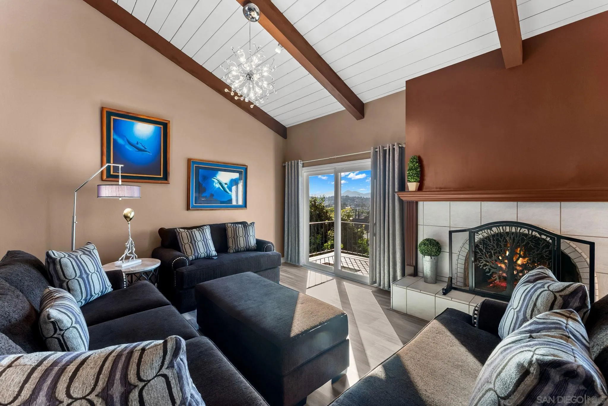 https://cdn.realtyfeed.com/cdn/127/260007425/87e0ed2737603467eaf906cef341b100.webp