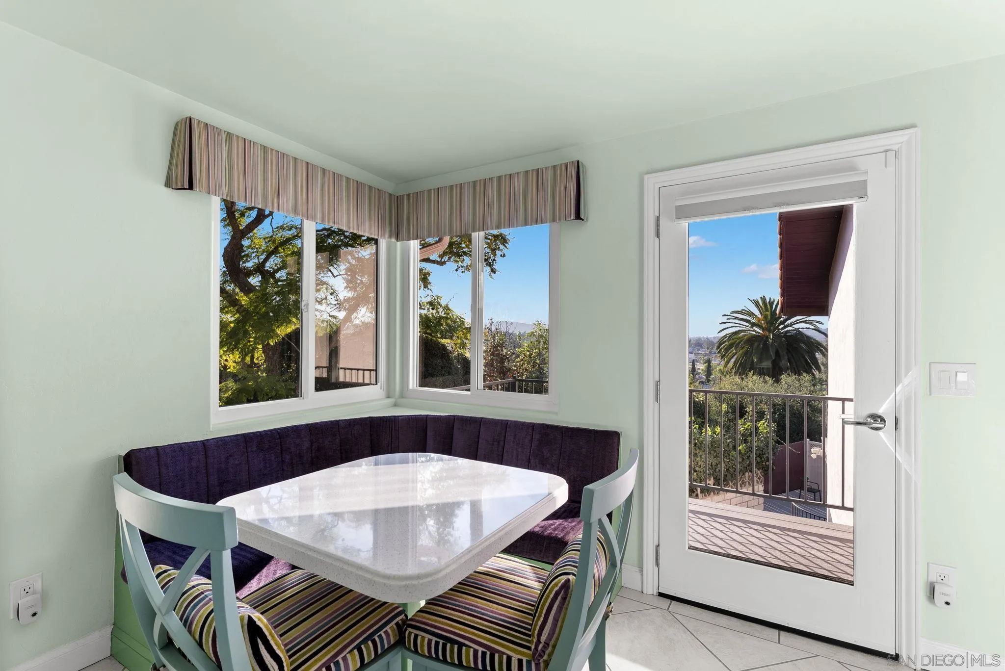 https://cdn.realtyfeed.com/cdn/127/260007425/ca532a00999d18f06539b3bc5f80af70.webp