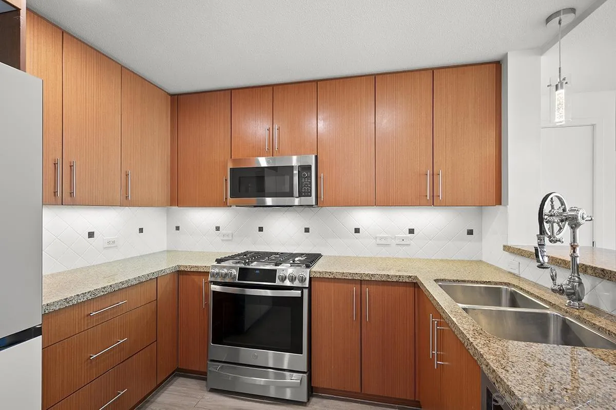 Photo #15: 260007426 Listing: Photo #15