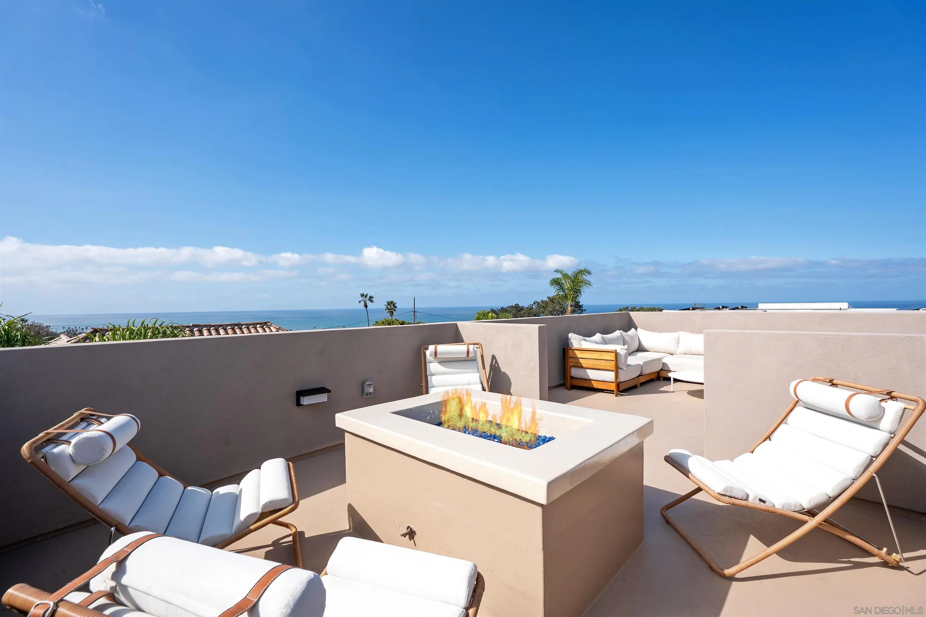 https://cdn.realtyfeed.com/cdn/127/260007428/3aa98c6e74dde89c7a101d4ec713bdbc.webp