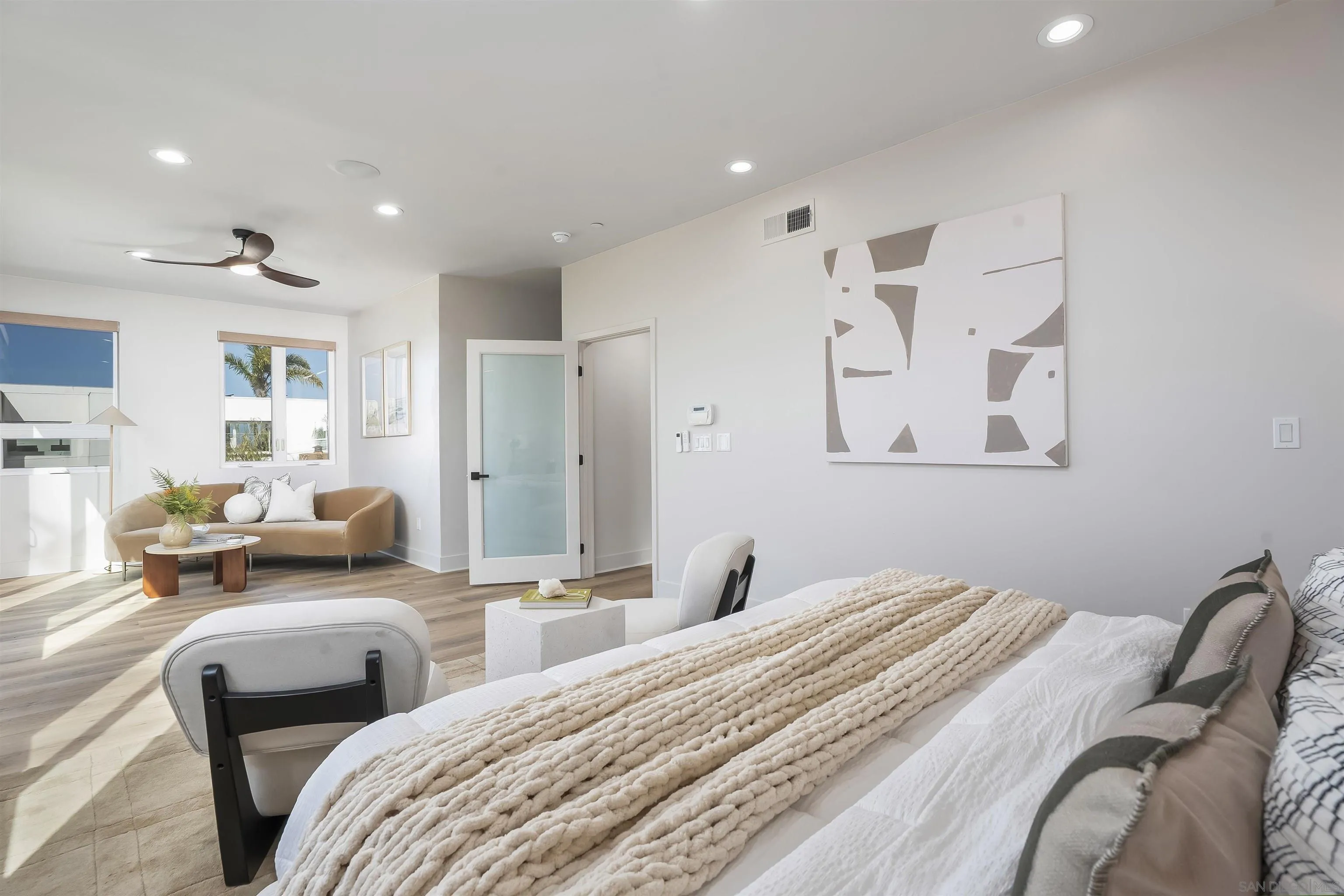 https://cdn.realtyfeed.com/cdn/127/260007428/408e5d598df58204a3196b92db6a0c56.webp