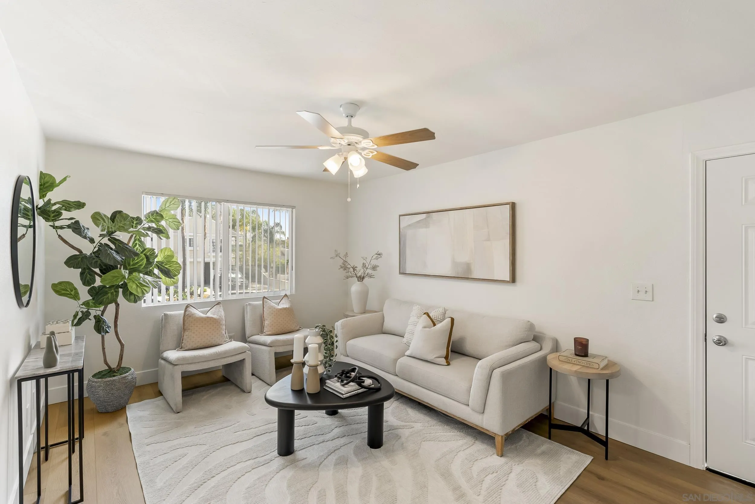 Photo #1: 260007431 Listing: Photo #1