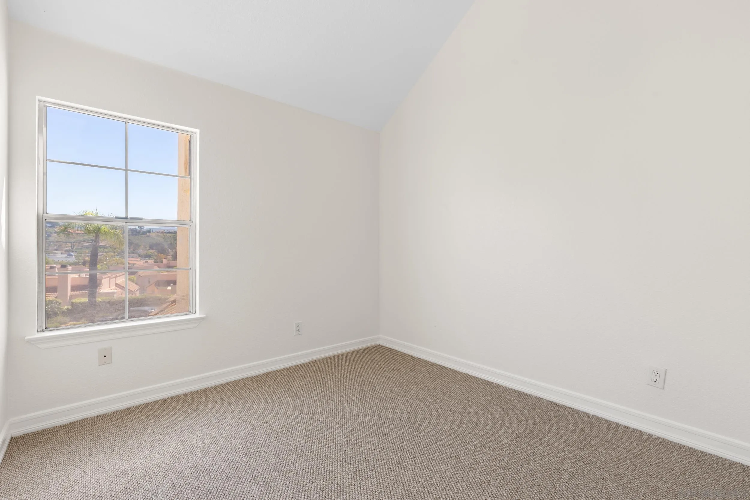 Photo #15: 260007437 Listing: Photo #15