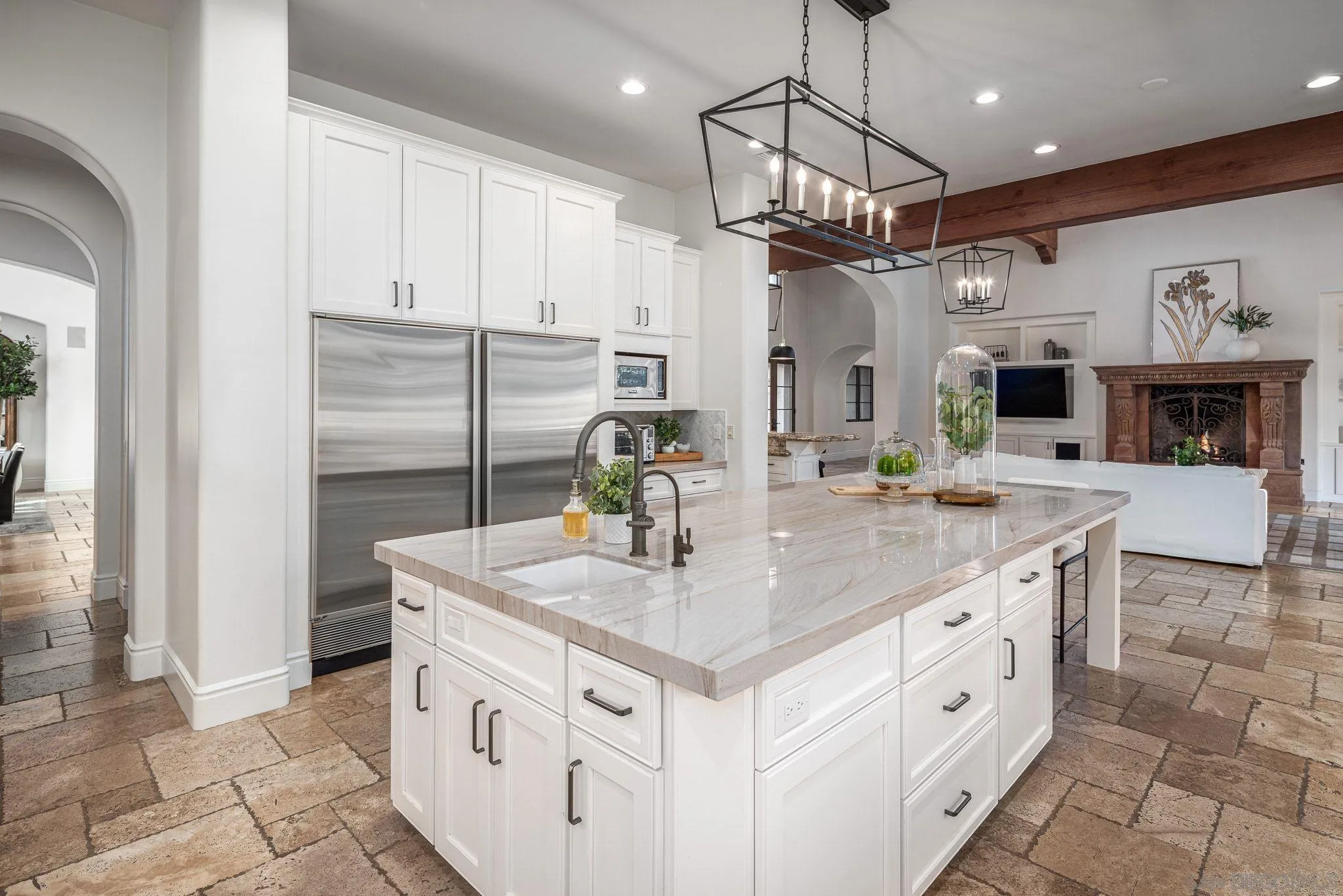 https://cdn.realtyfeed.com/cdn/127/260007447/27ab4d4ede90d3114e591a4ad3548bf6.webp