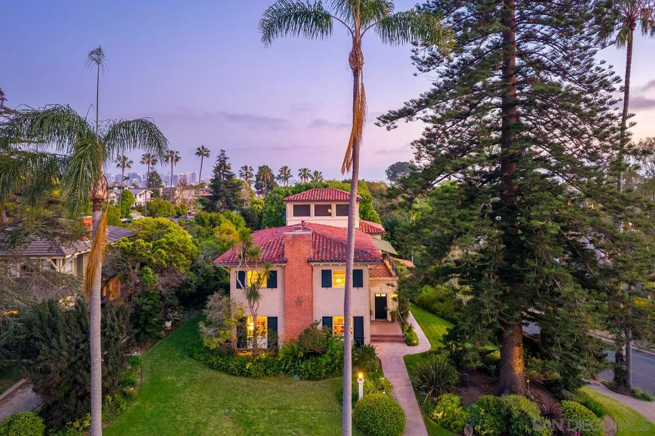 https://cdn.realtyfeed.com/cdn/127/260007448/6c3bdc9081e953d7fb20e6ec7c9d0679.webp