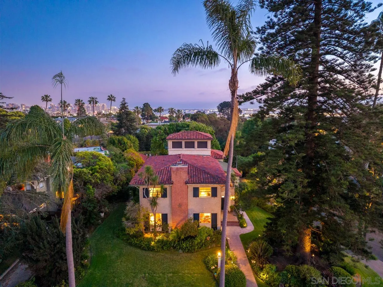 https://cdn.realtyfeed.com/cdn/127/260007448/e78370b58f704423f94deee5779c5896.webp