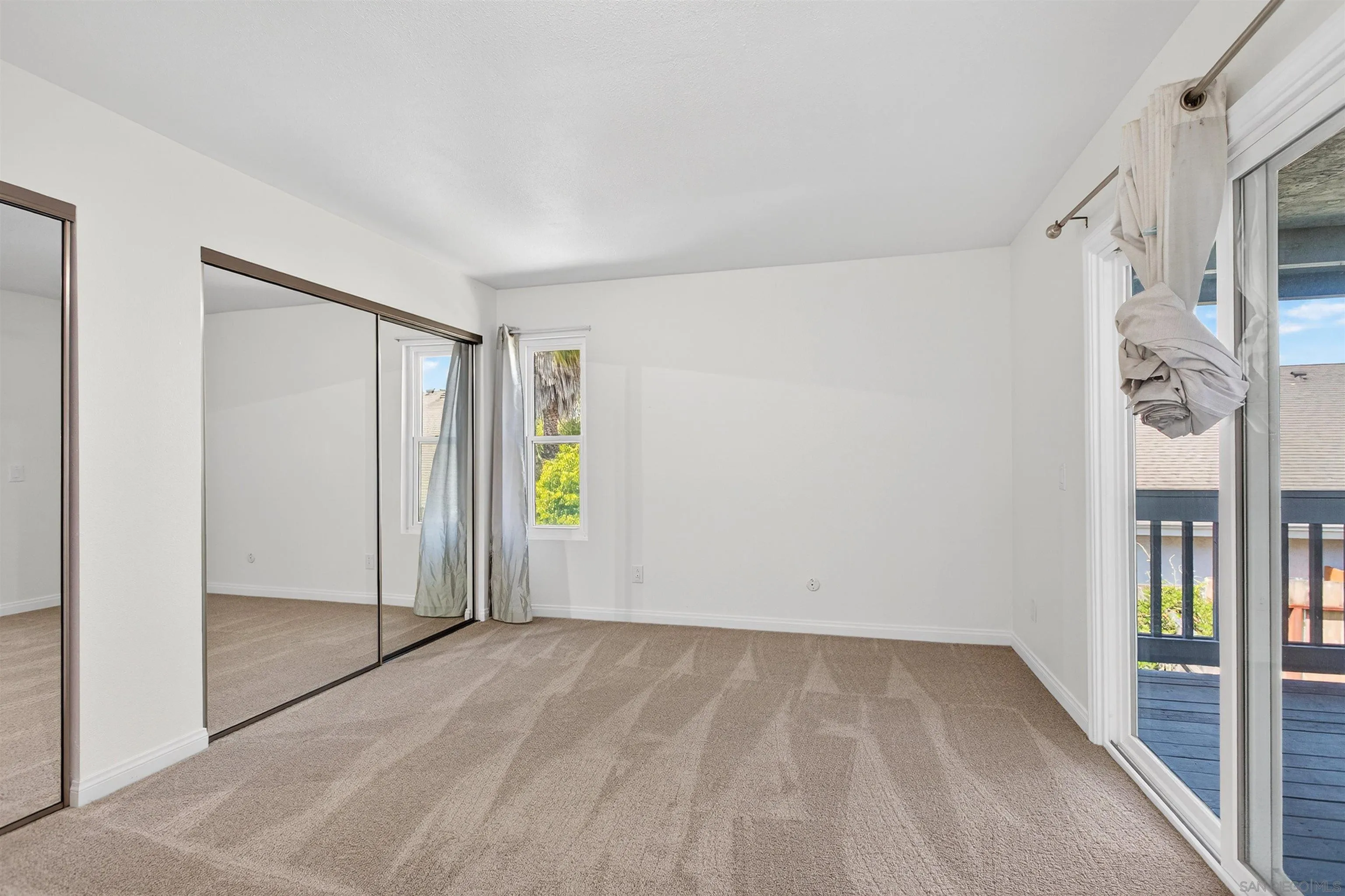 https://cdn.realtyfeed.com/cdn/127/260007449/7da3060329c492a3e26ace3b129a5f9e.webp