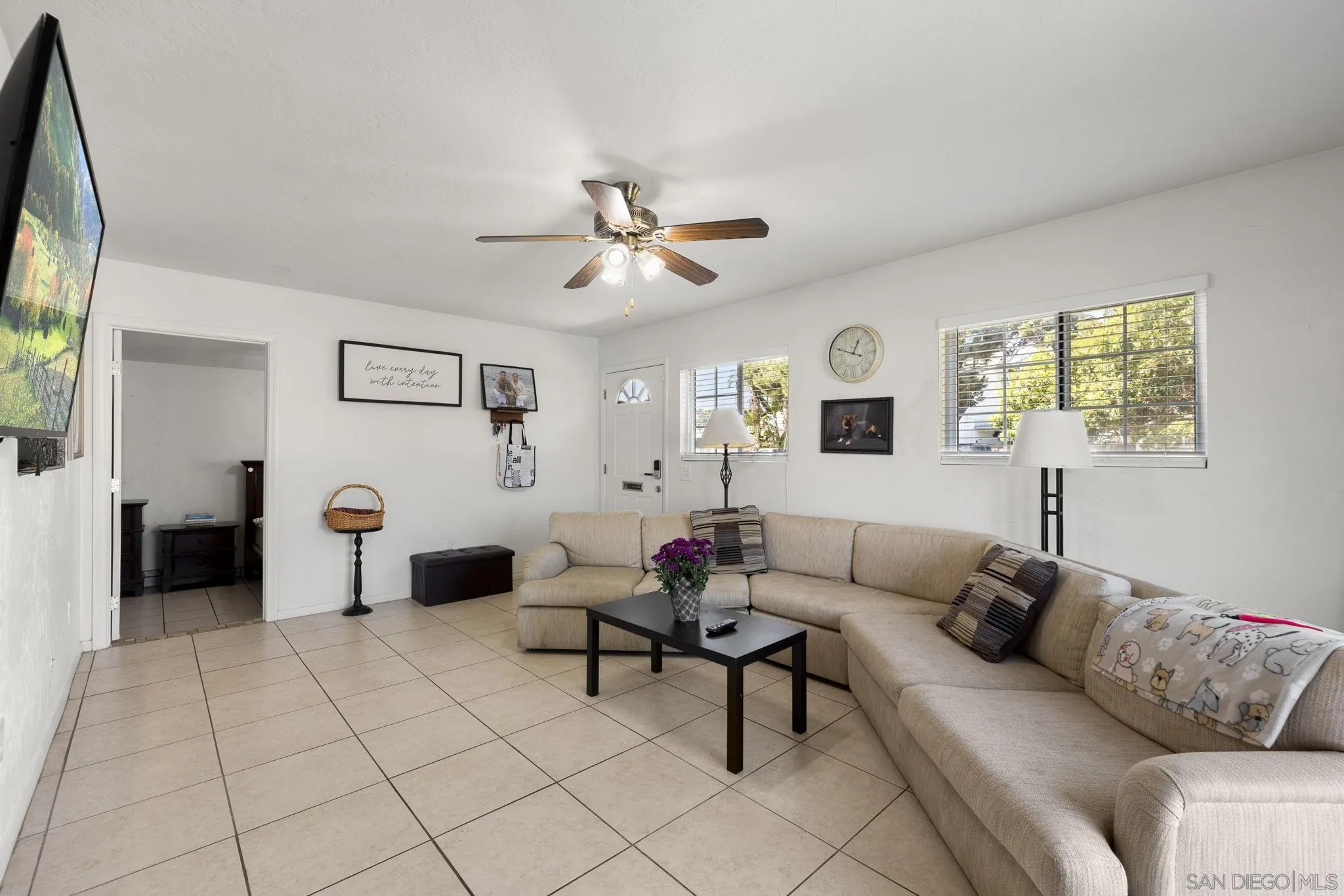 https://cdn.realtyfeed.com/cdn/127/260007454/3ab920124e8cc939a350ef797b1017f2.webp