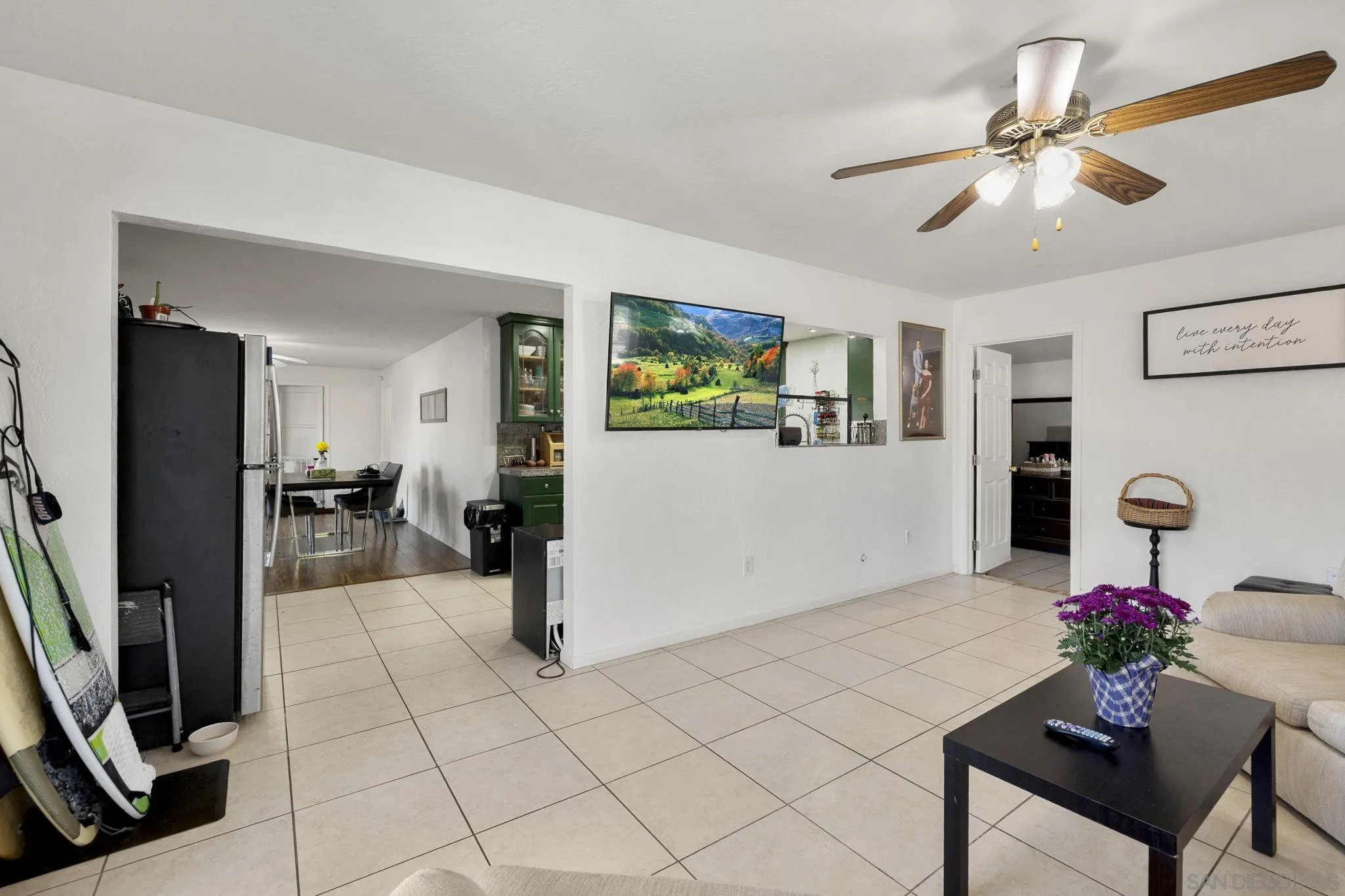https://cdn.realtyfeed.com/cdn/127/260007454/ba85dd26e6297df2d03d87644cebb3f8.webp
