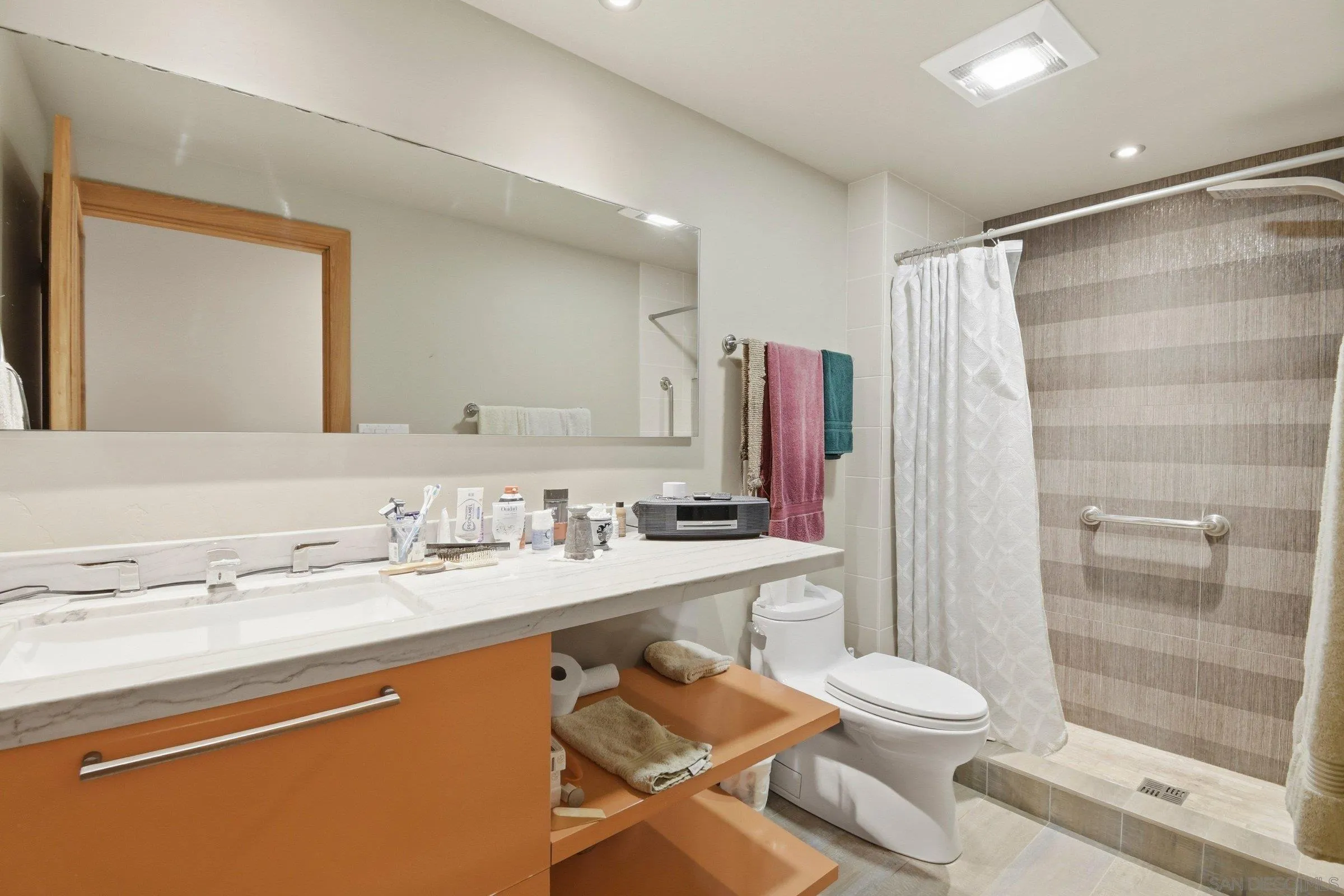 https://cdn.realtyfeed.com/cdn/127/260007456/3cd0c10914b93e2547ee880d134defb7.webp