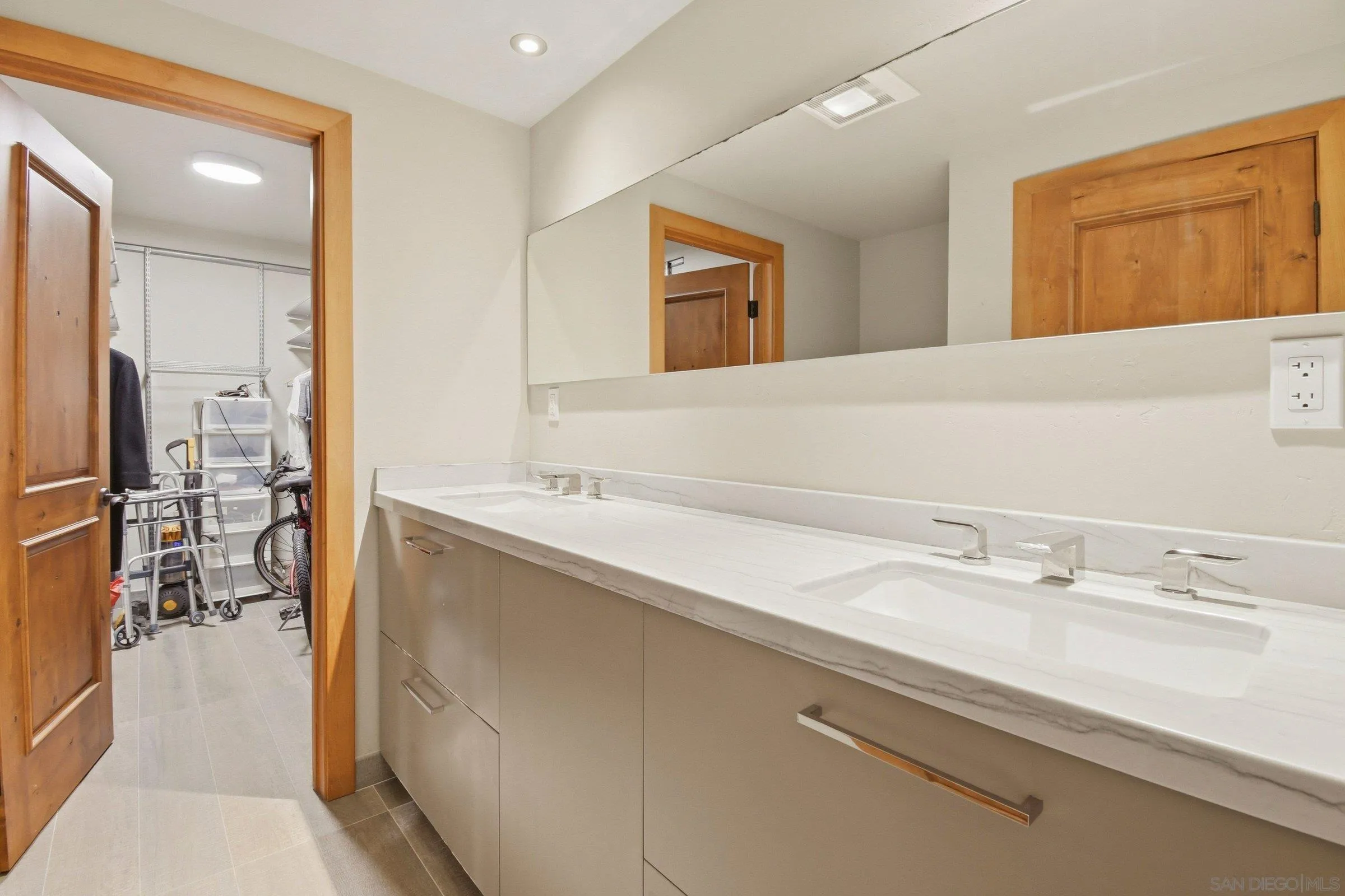 https://cdn.realtyfeed.com/cdn/127/260007456/7bac35b59c79581c473ff2824b0c7cf1.webp