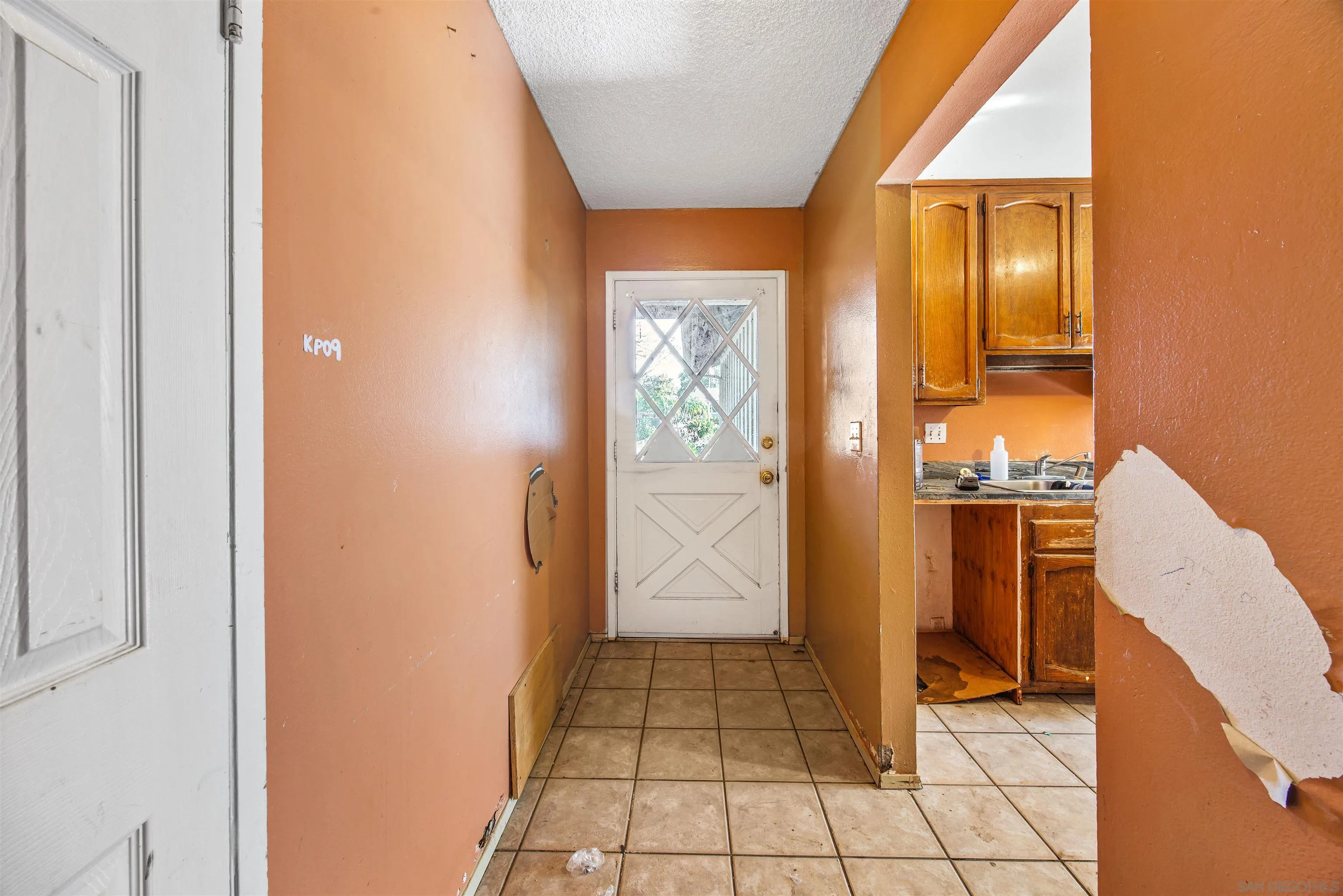 https://cdn.realtyfeed.com/cdn/127/260007459/1e8c3fd51bcb477bebe01c43675ace8e.webp