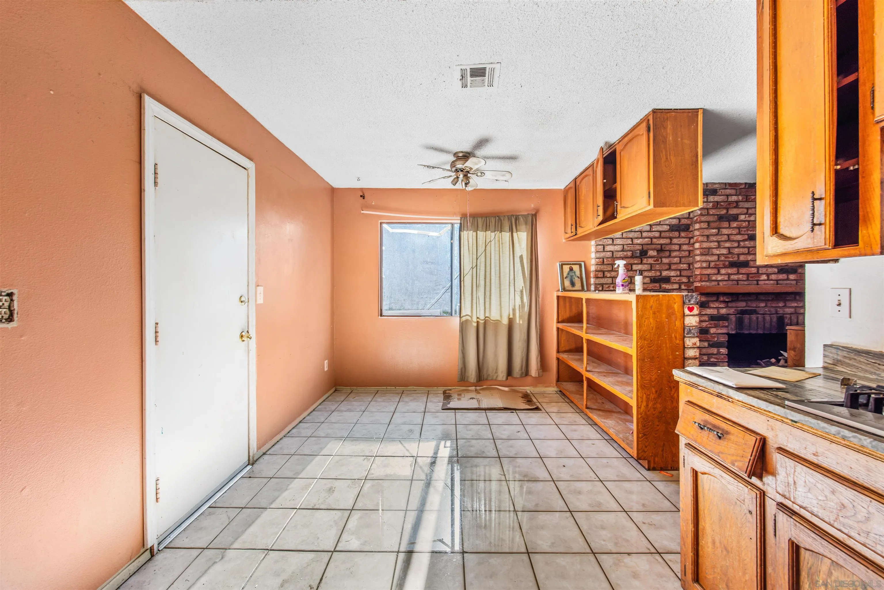 https://cdn.realtyfeed.com/cdn/127/260007459/c23abf42df1b2e502726ef646b1a5faa.webp