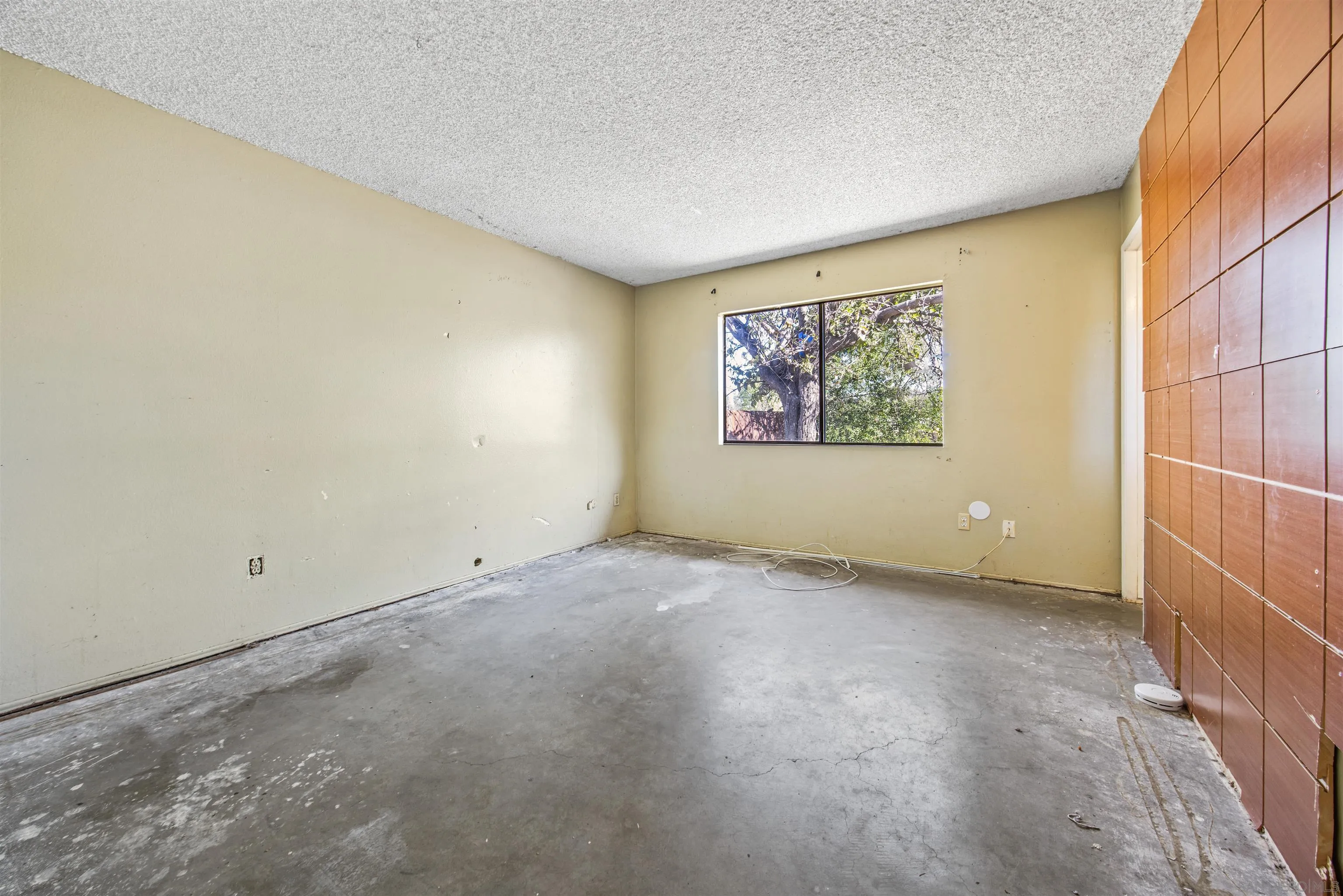 https://cdn.realtyfeed.com/cdn/127/260007459/dd51ffb7b33e5bb92998bff83bba8c59.webp