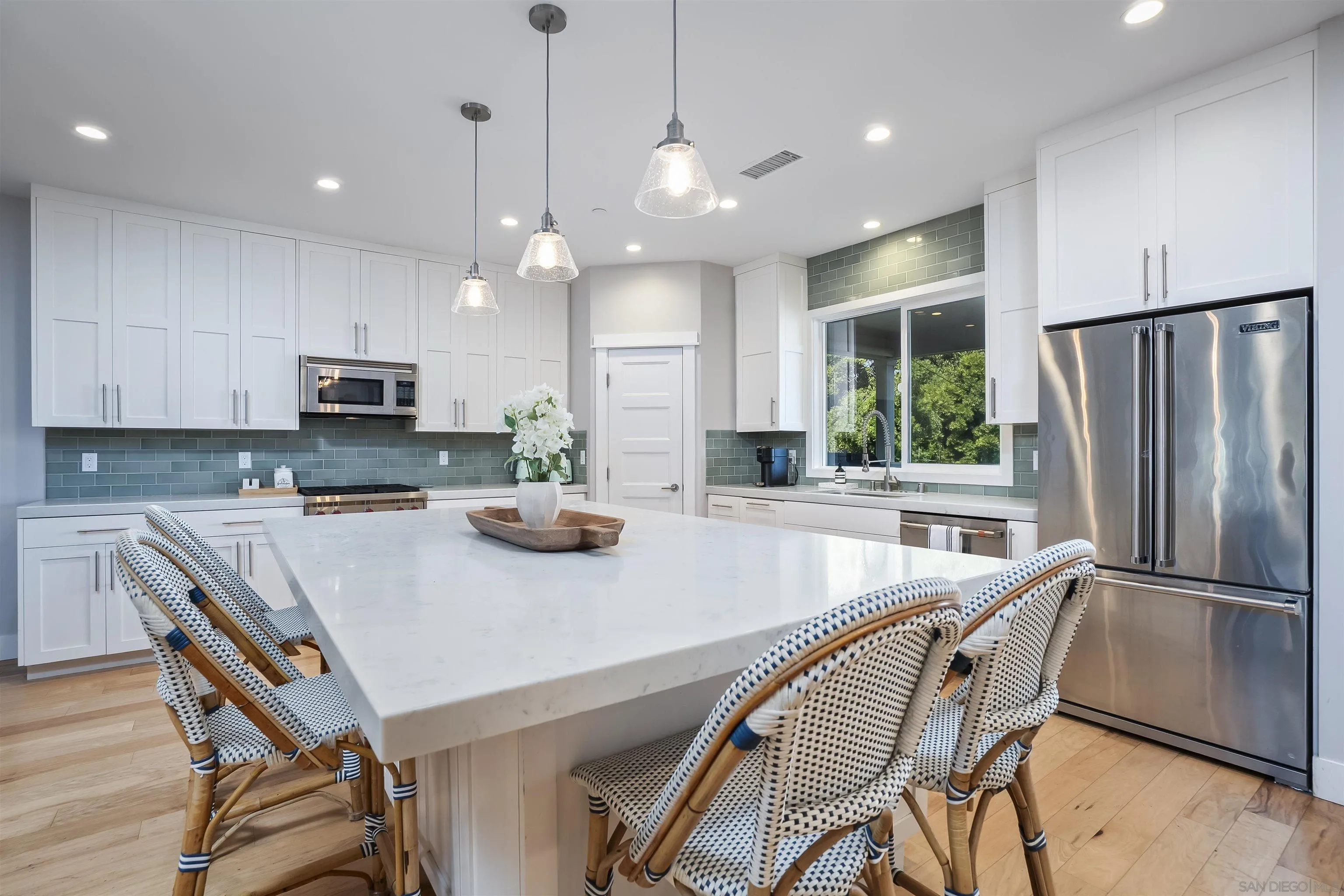https://cdn.realtyfeed.com/cdn/127/260007460/7a79909bf296c44b2b0c747244178240.webp