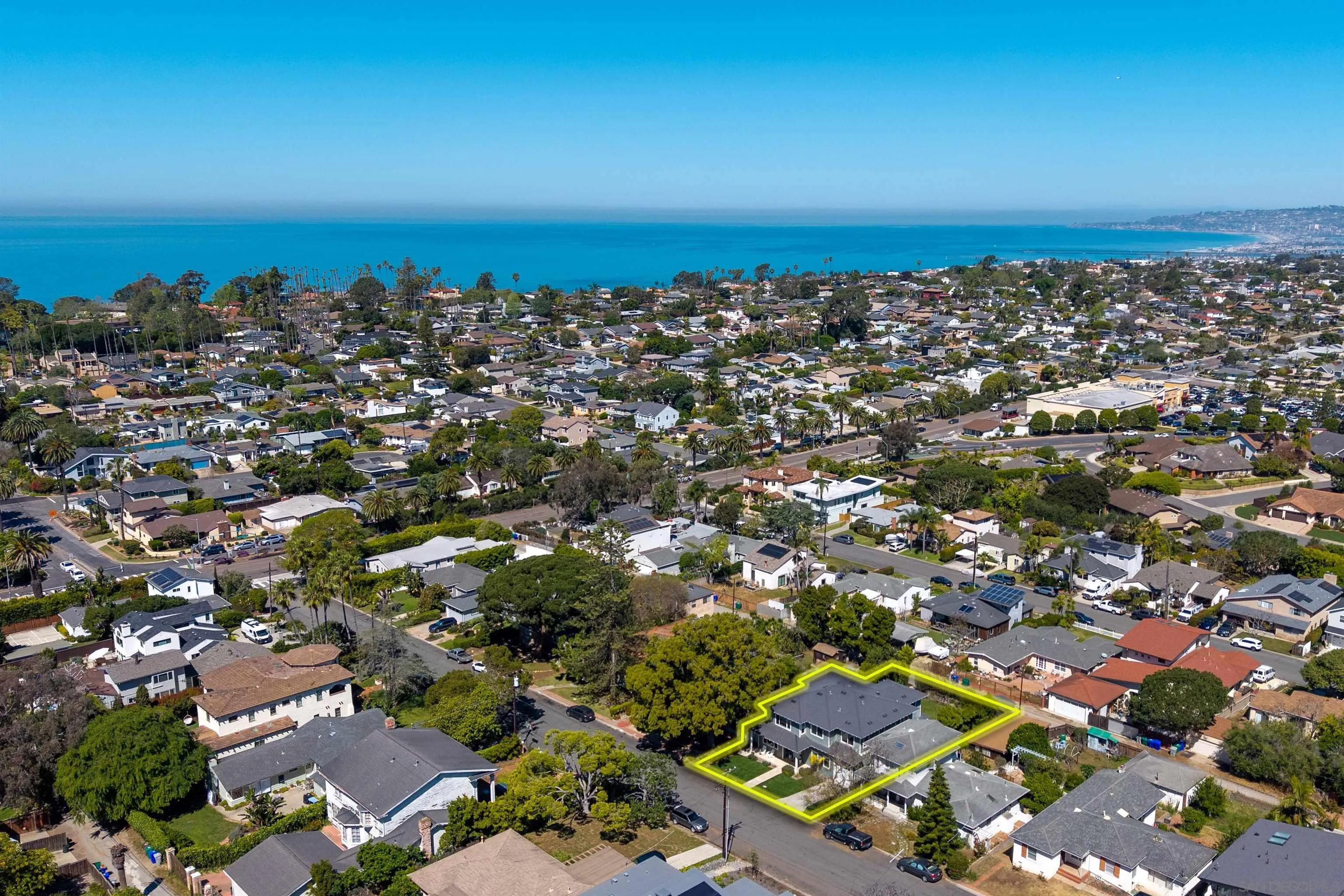 https://cdn.realtyfeed.com/cdn/127/260007460/d666c9eddee483ba537fbe8e24647298.webp