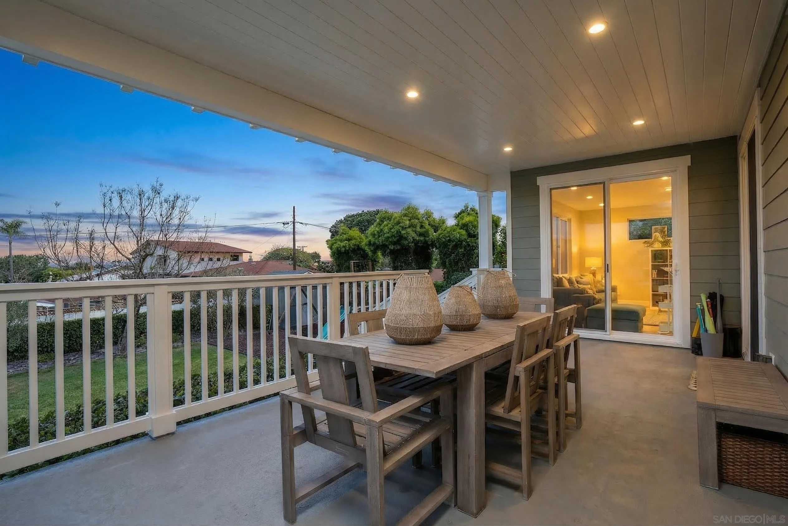 https://cdn.realtyfeed.com/cdn/127/260007460/f50eea5c0cafb9e7711e5479f4c358fe.webp