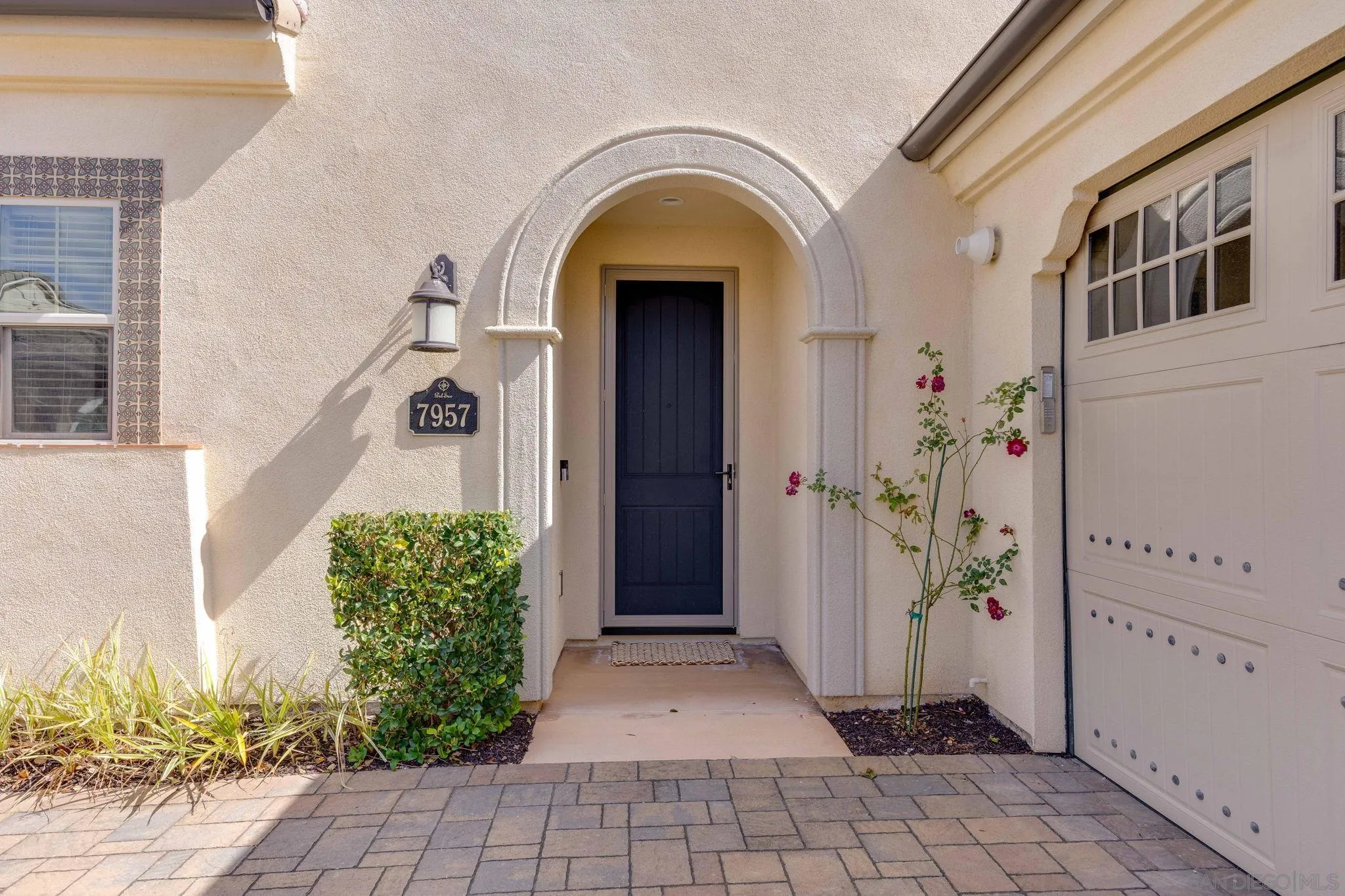 https://cdn.realtyfeed.com/cdn/127/260007466/39fab7e8d60eb989c56e71414de8d12c.webp