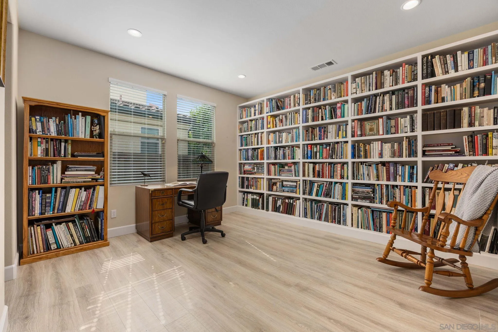 https://cdn.realtyfeed.com/cdn/127/260007466/865642370f4f203e55b44a0e3ab1999d.webp