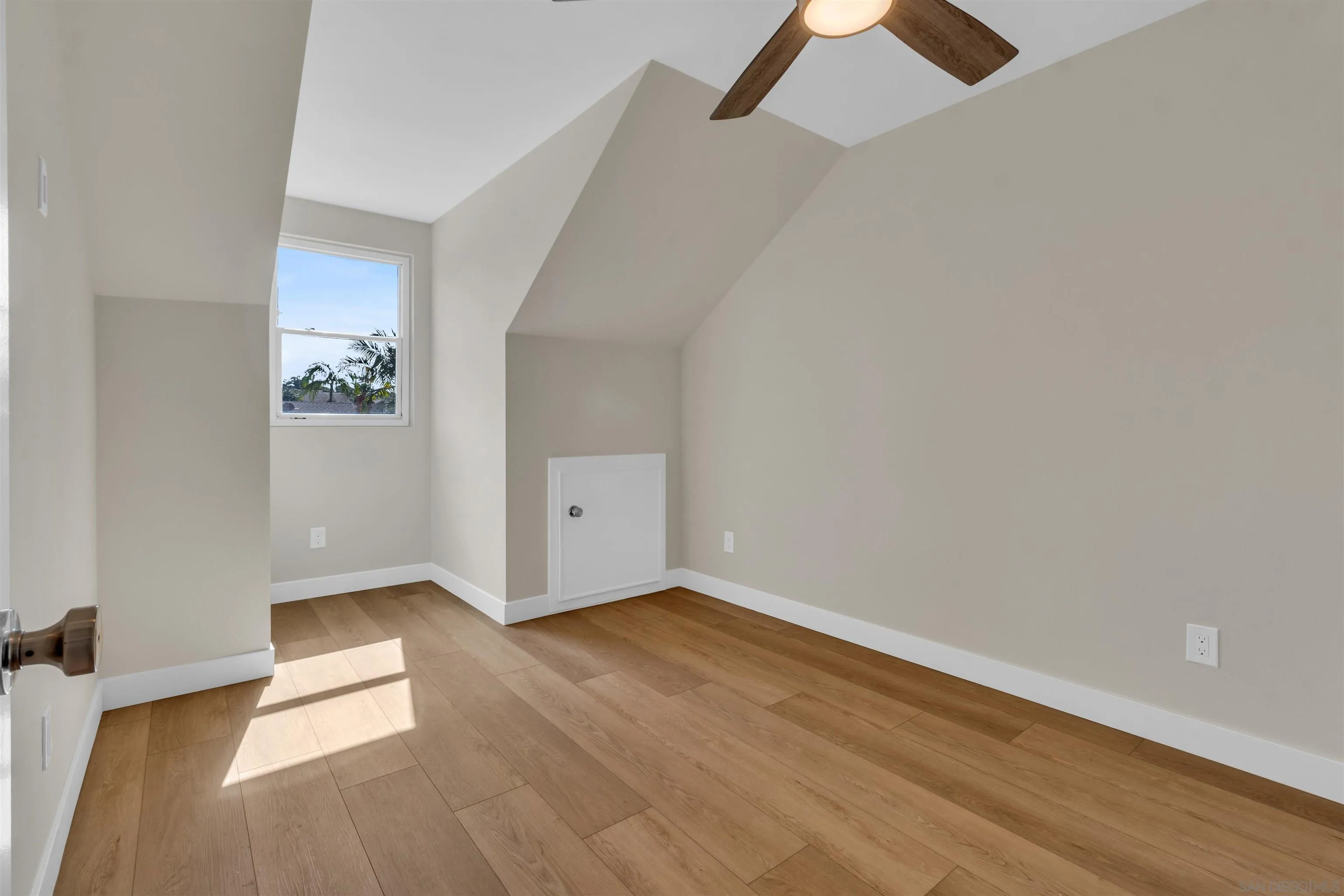 https://cdn.realtyfeed.com/cdn/127/260007475/11f15d907d1d79dc171f0a4609257352.webp