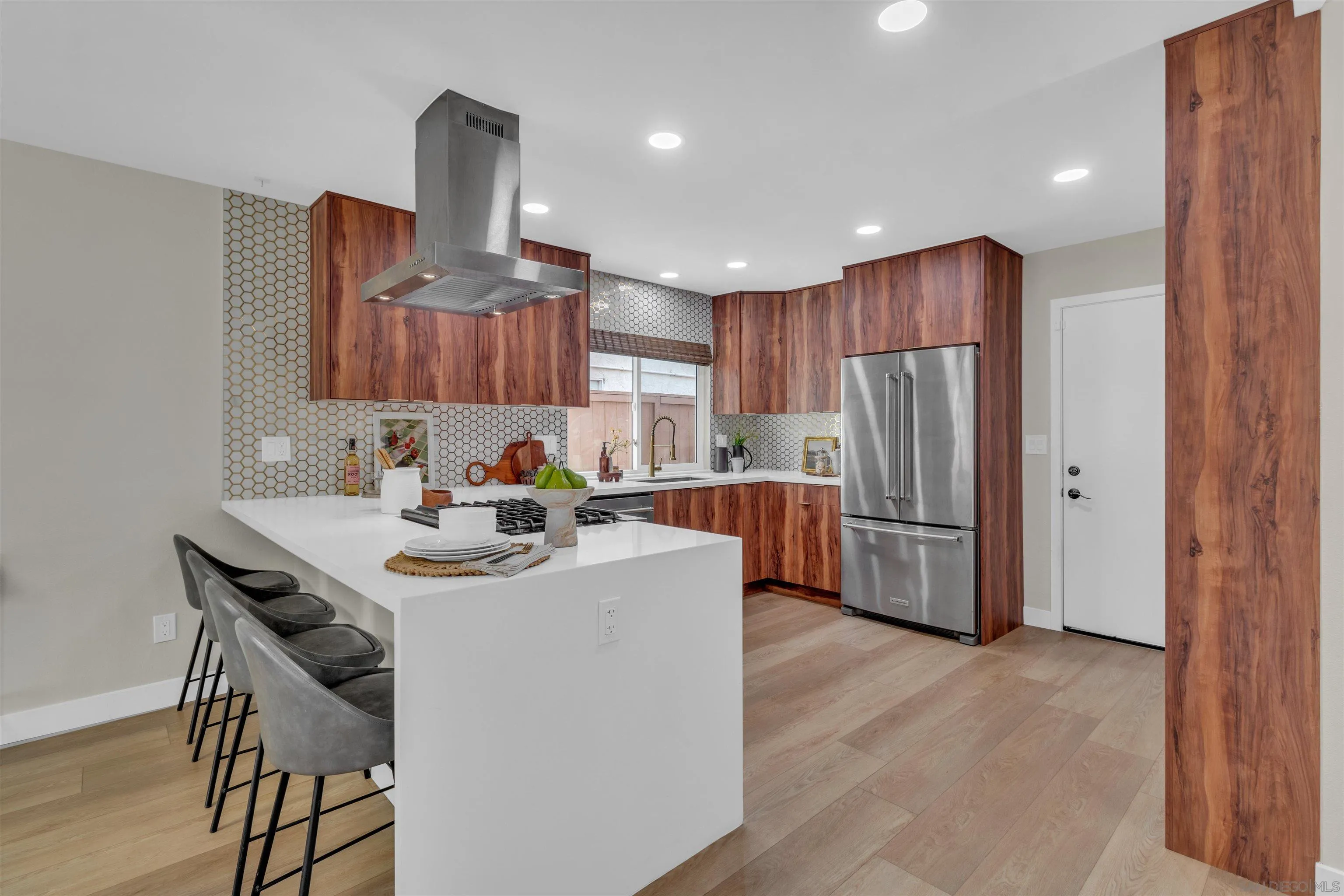 https://cdn.realtyfeed.com/cdn/127/260007475/1b11a501ea99ea44f01b242211f67261.webp