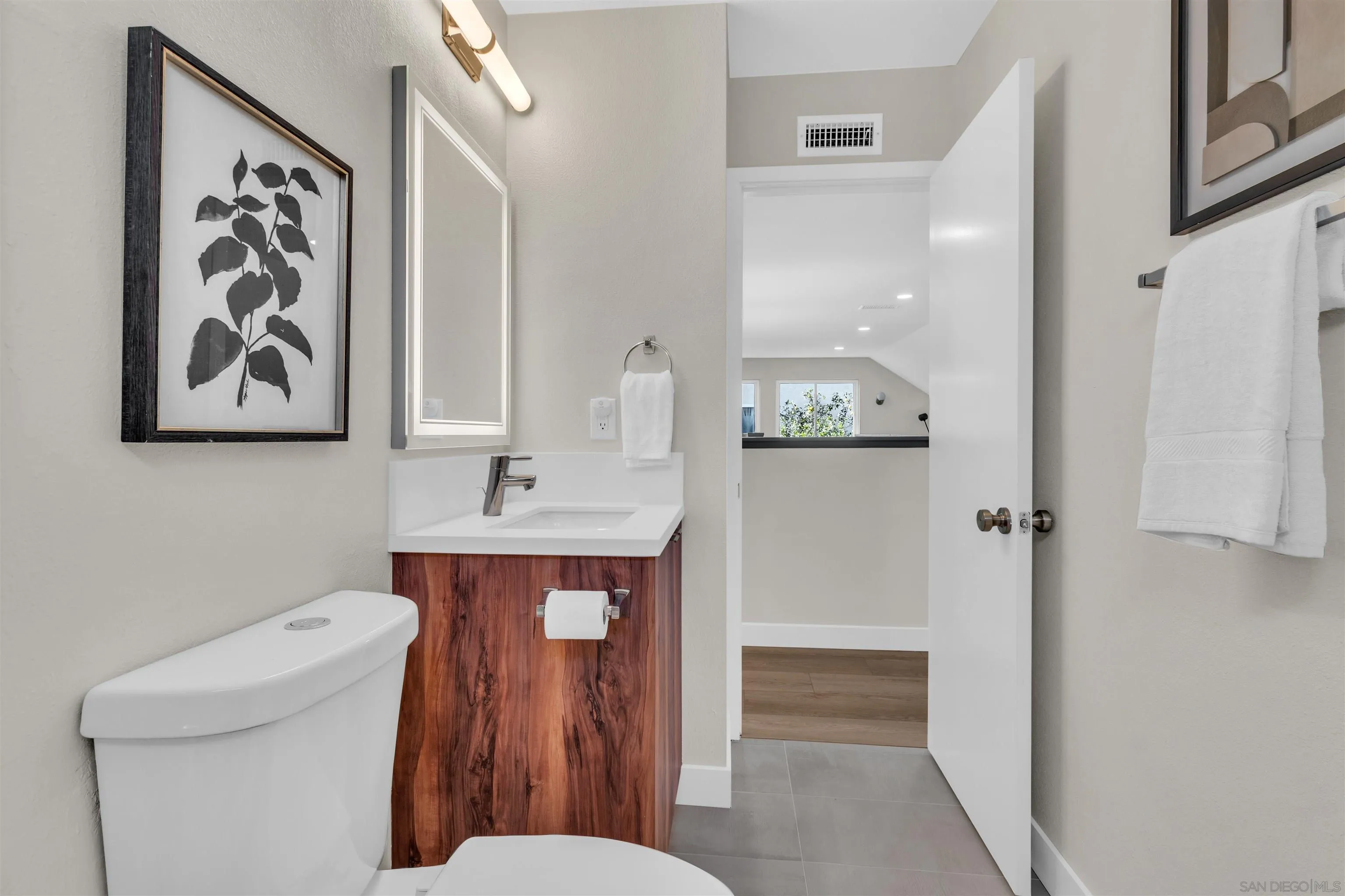 https://cdn.realtyfeed.com/cdn/127/260007475/3c6b5d50e86473e6f02d701b1741e534.webp