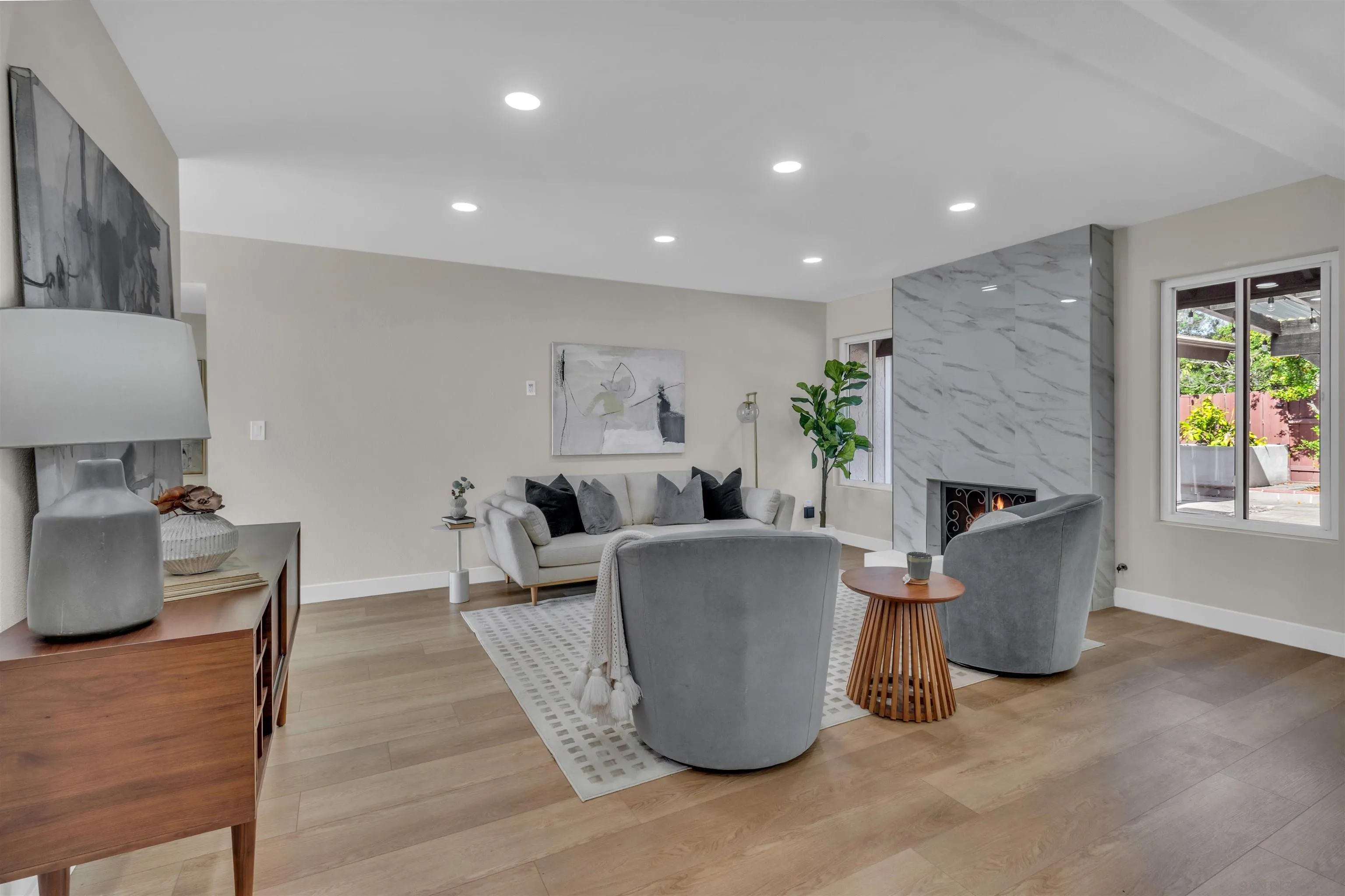 https://cdn.realtyfeed.com/cdn/127/260007475/40e57da4a55314865eae7d5c1440186d.webp