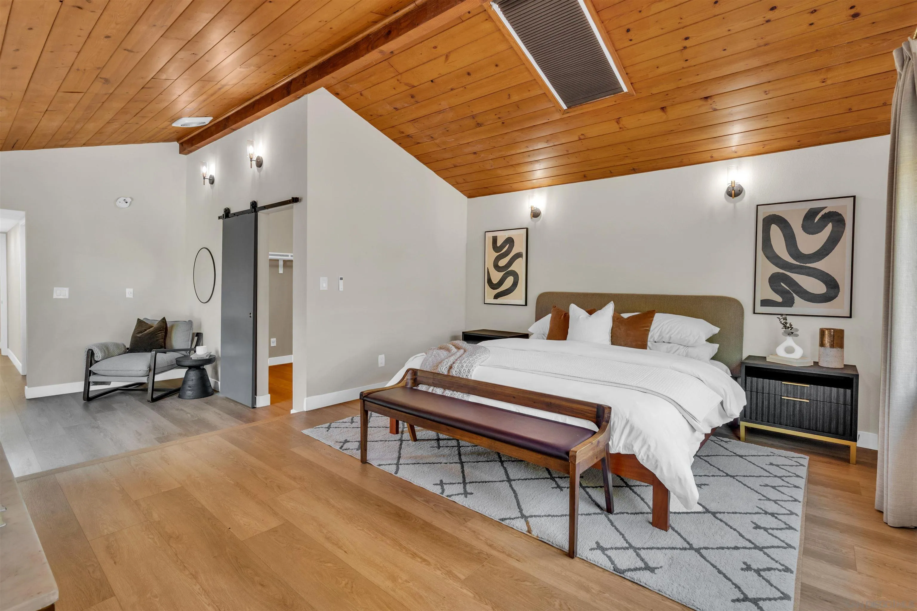 https://cdn.realtyfeed.com/cdn/127/260007475/53c22f30ccb014634d6277a28da3db35.webp