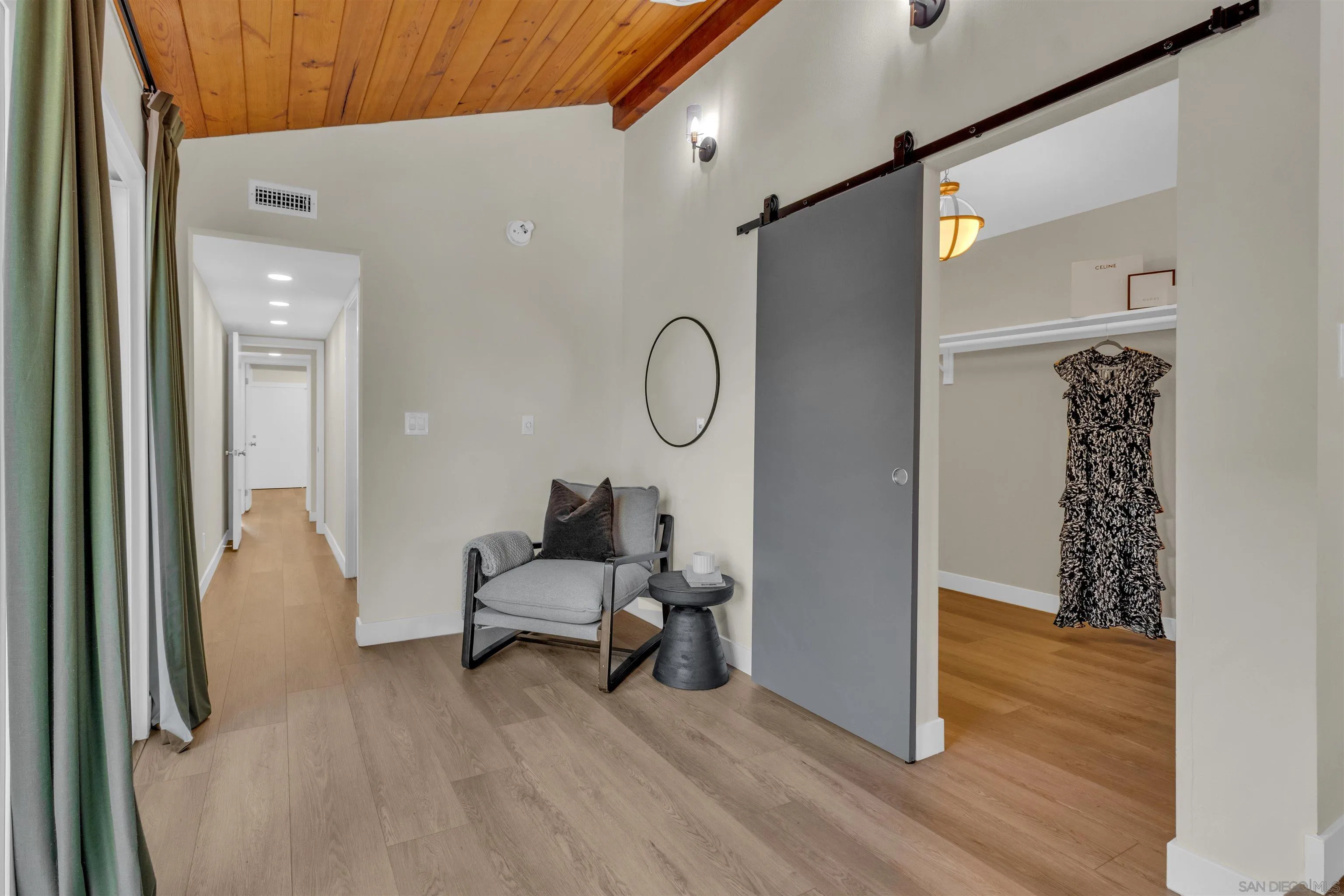 https://cdn.realtyfeed.com/cdn/127/260007475/d55899c1cb45355dac5c5853e66c6ff4.webp