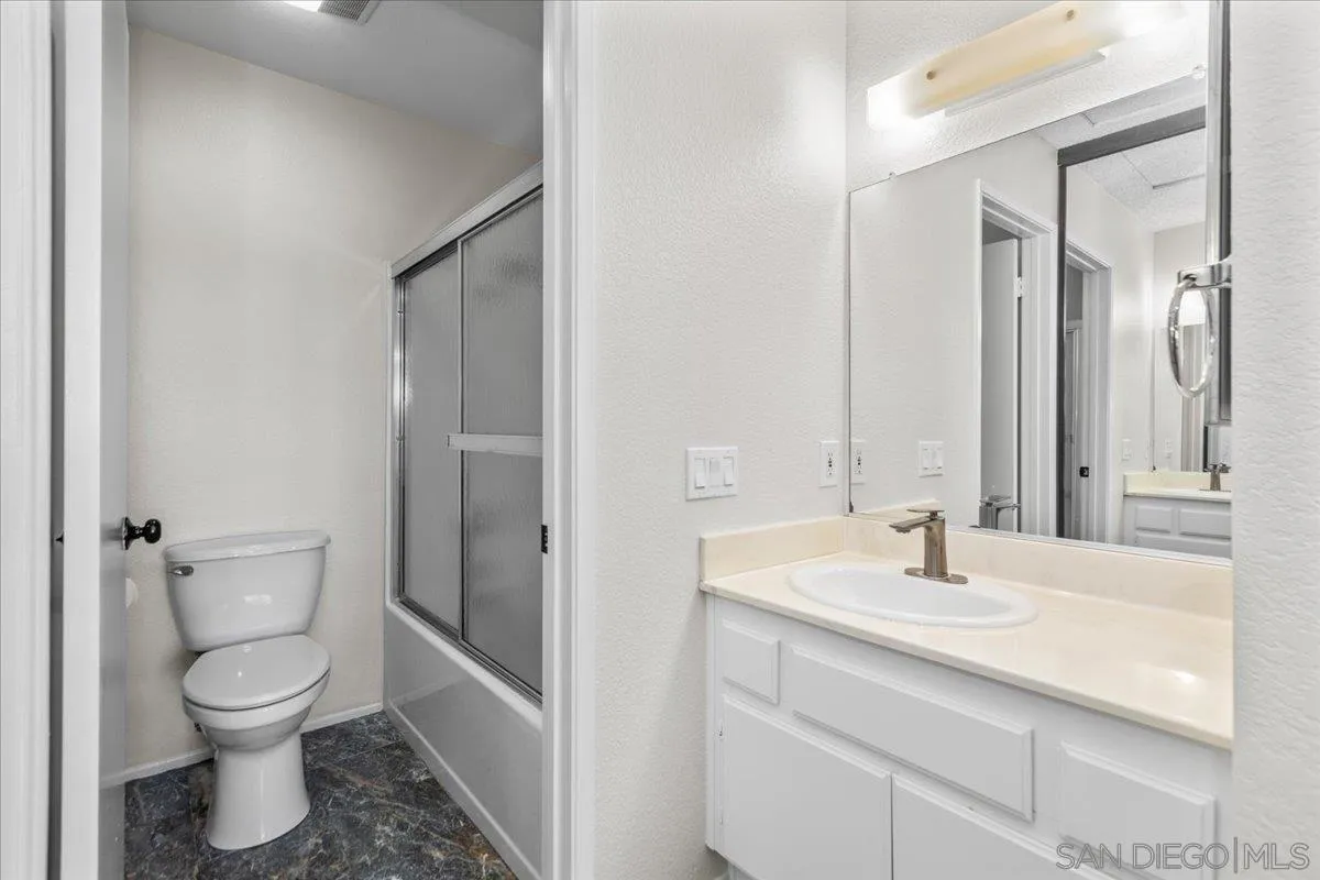 https://cdn.realtyfeed.com/cdn/127/260007476/723413cf0c1cd93d006c233948c728cb.webp