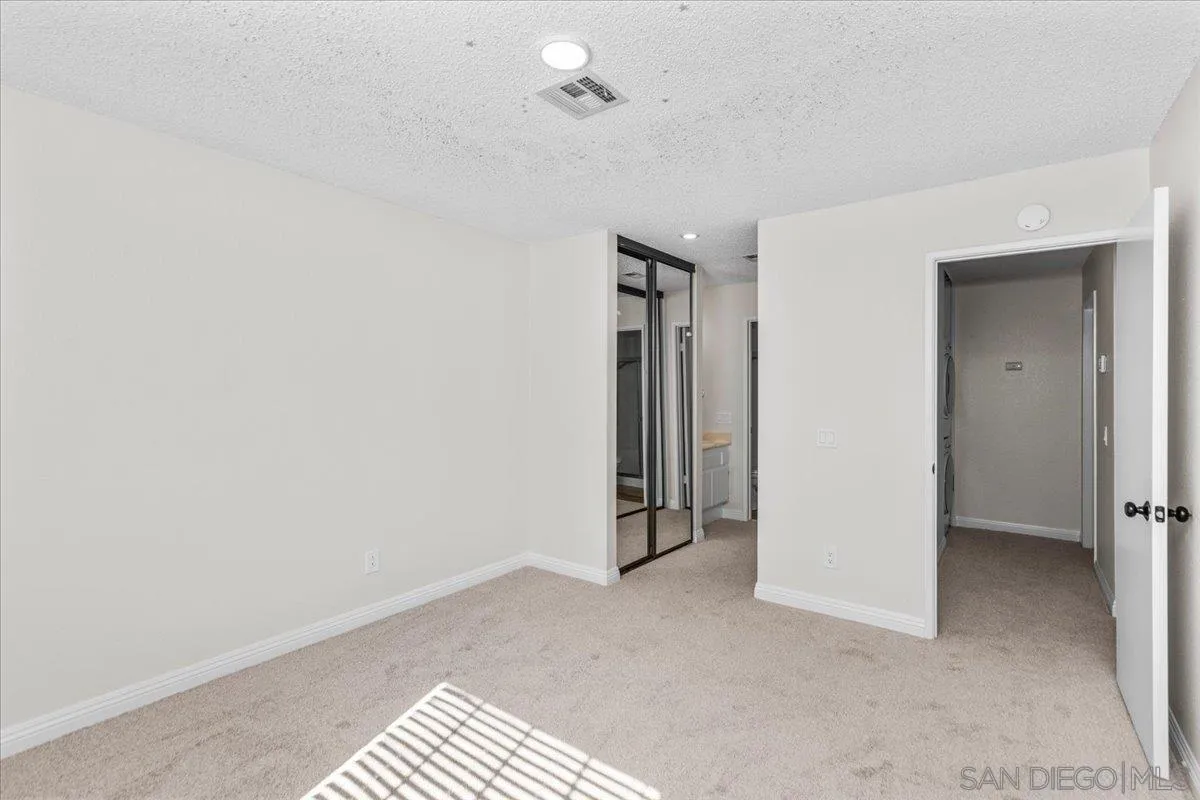 https://cdn.realtyfeed.com/cdn/127/260007476/81ad3c5929f1f4d7e20d20d9166f347a.webp