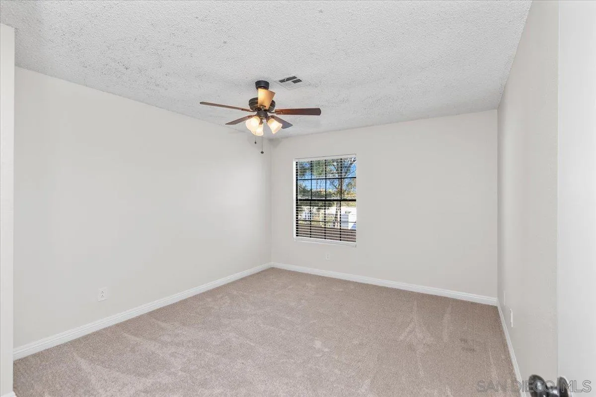 https://cdn.realtyfeed.com/cdn/127/260007476/b2852886b558eedcbf33d7878c6a0f06.webp