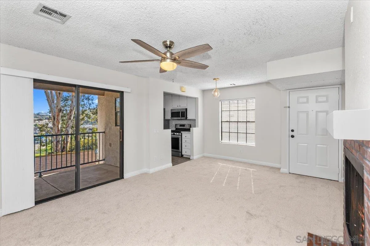 https://cdn.realtyfeed.com/cdn/127/260007476/c4b6e77732bf1c3b849b9168108d5cfe.webp