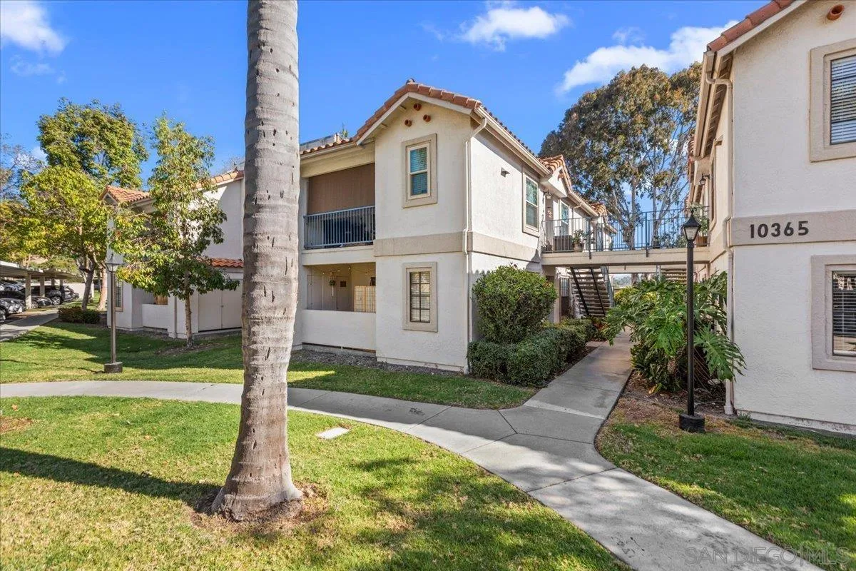 https://cdn.realtyfeed.com/cdn/127/260007476/e4a66cba861496e68239990a3b163aa6.webp