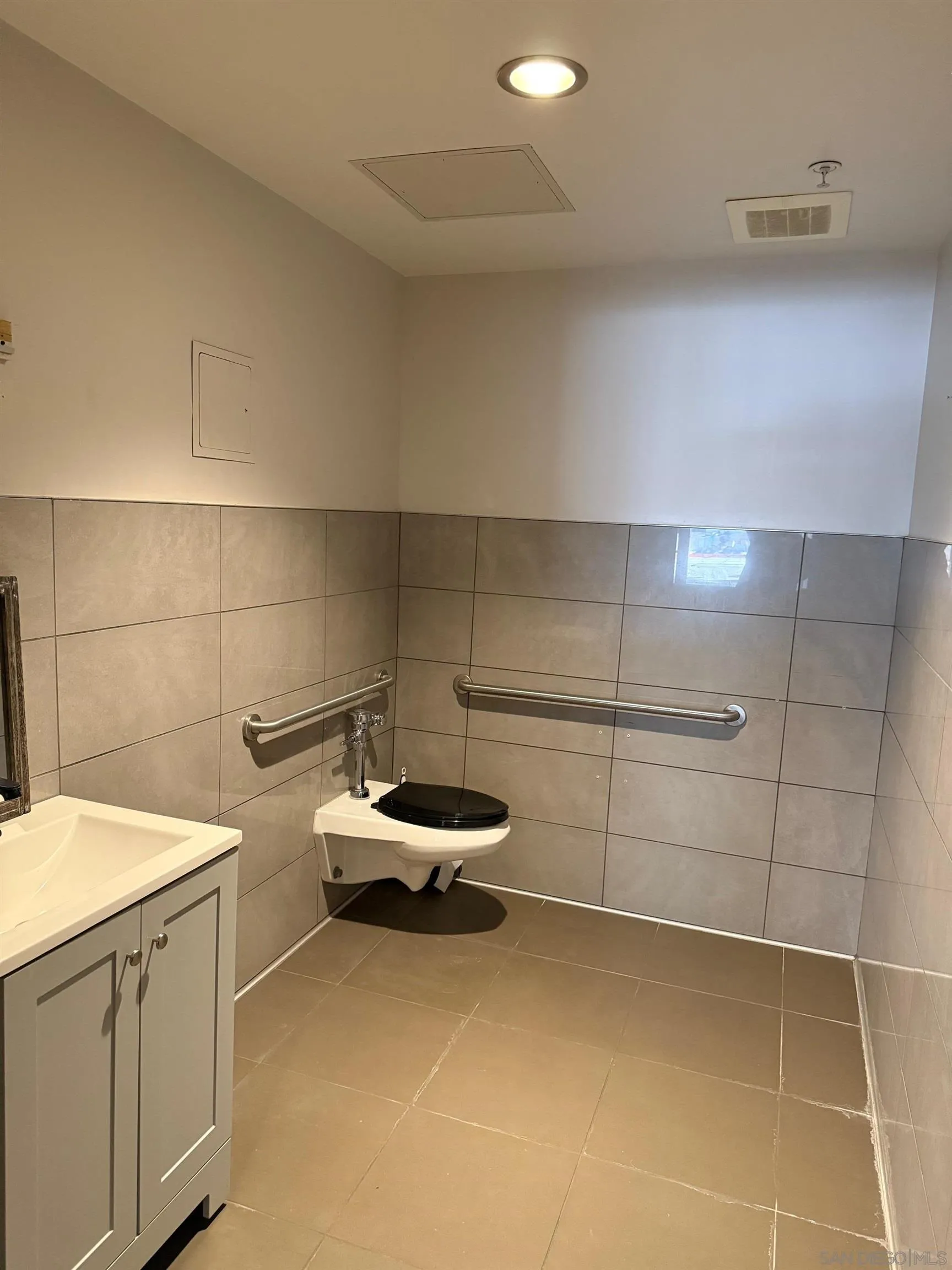 302 11th Ave, San Diego, CA, 92101