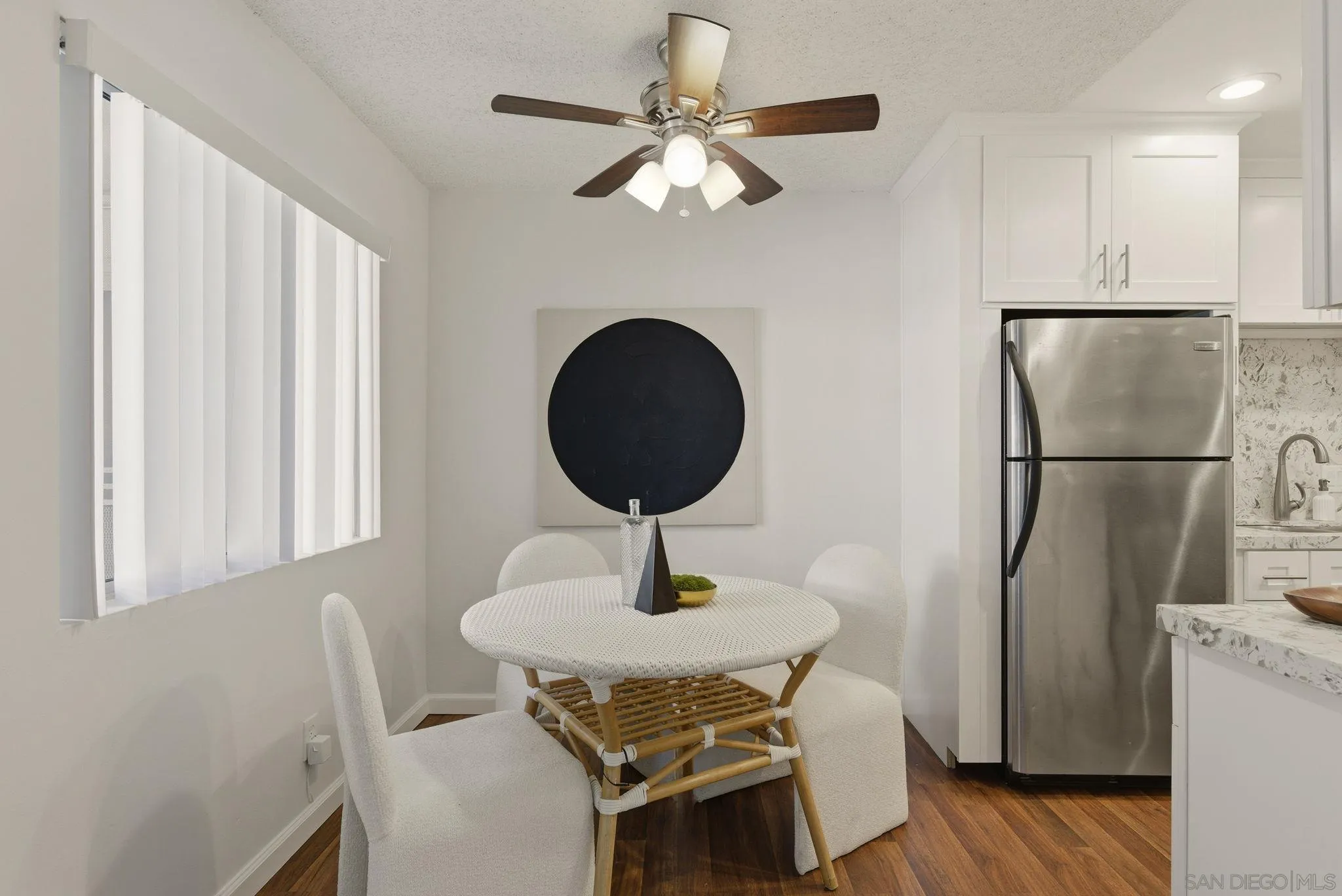 https://cdn.realtyfeed.com/cdn/127/260007484/3c0a1994017bea63c4c93540576b0287.webp