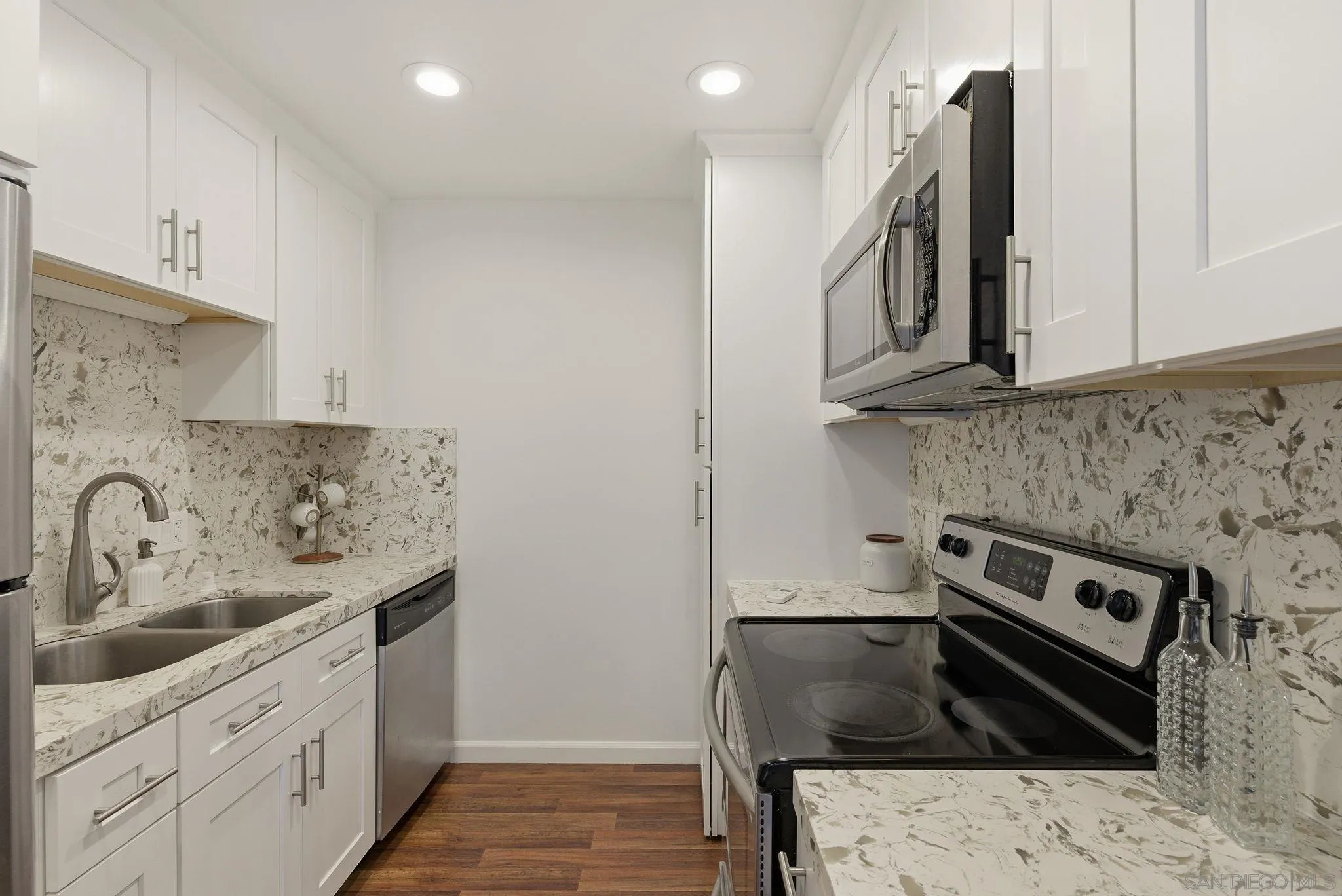 https://cdn.realtyfeed.com/cdn/127/260007484/f99b25cacb6a5d47e900044d73e2de65.webp