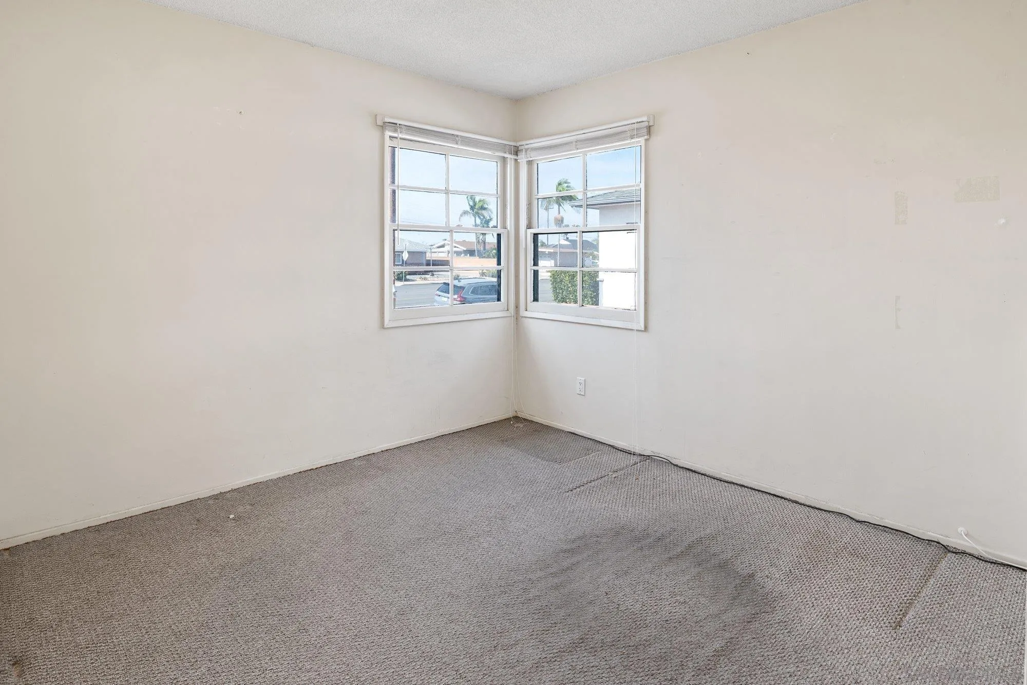 https://cdn.realtyfeed.com/cdn/127/260007485/d8dfa672403b51dd57803cb0952ac538.webp